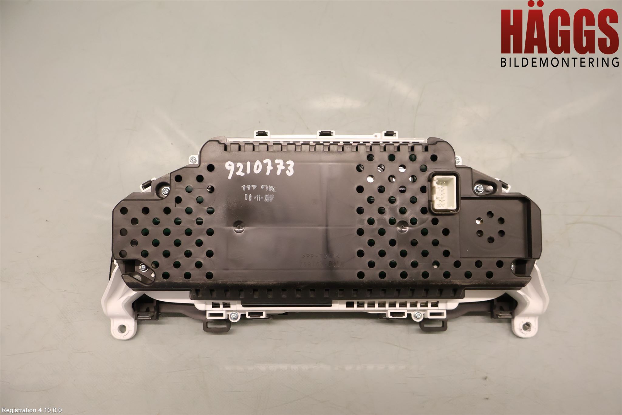 Volvo V60 CROSS COUNTRY 16-18 Instrument Komb