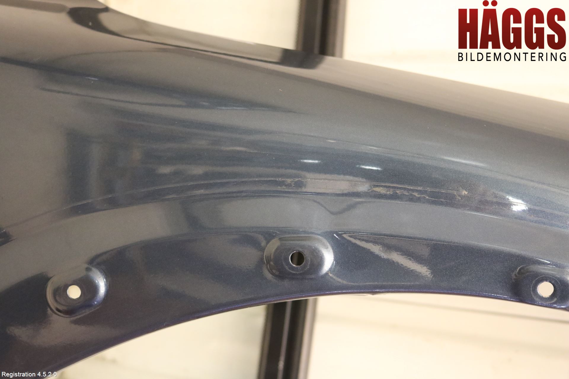 Volvo XC70 05-07 Skärm Fram Höger