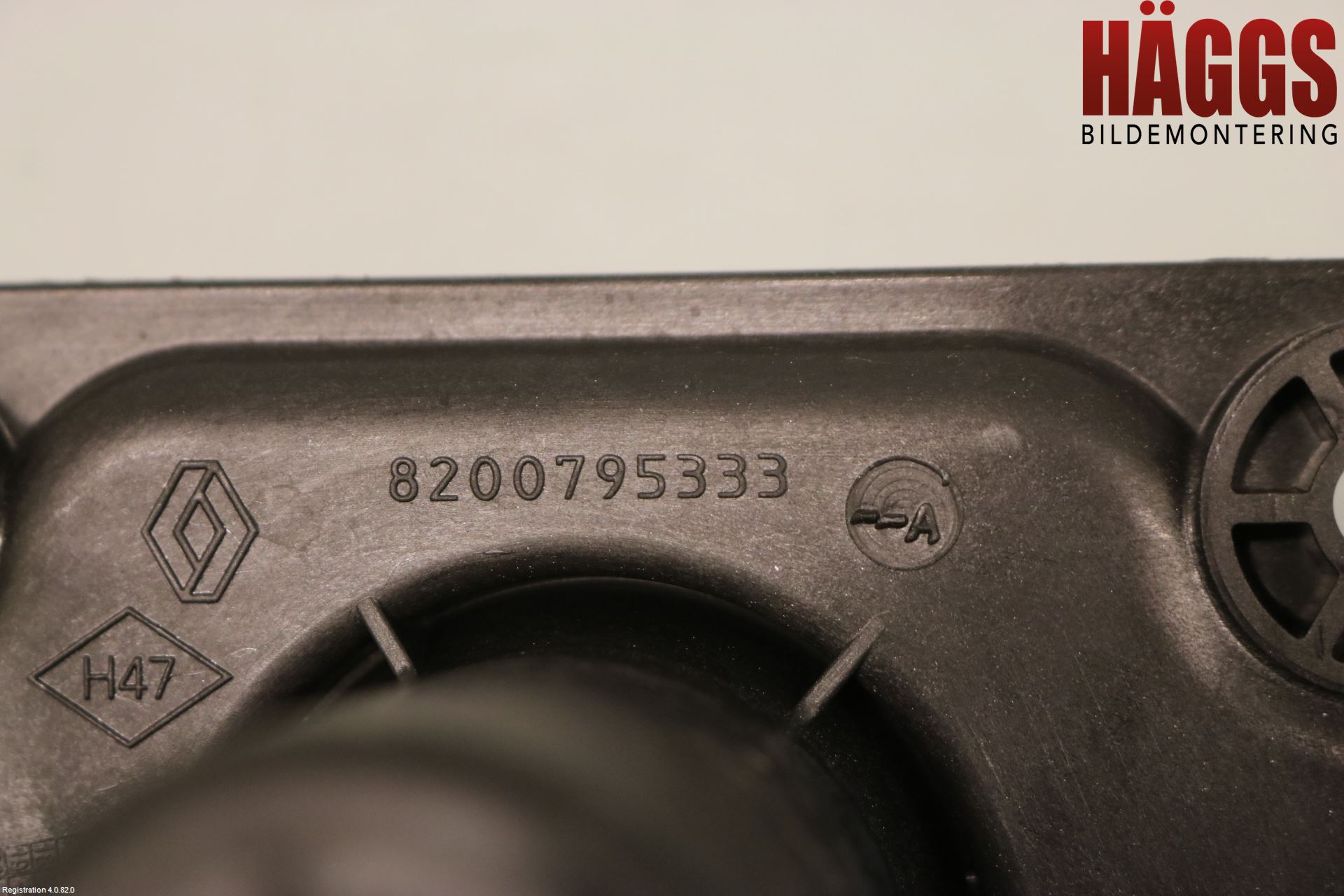 Renault TRAFIC/E-TECH 15- Olja Påfyllningsrör