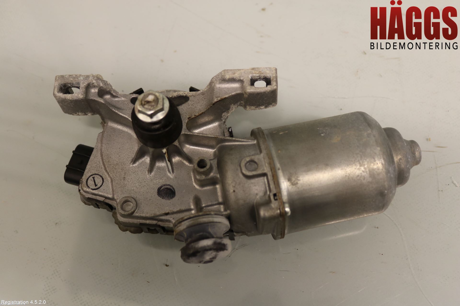 Toyota HILUX 05-16 Torkarmotor Vindruta