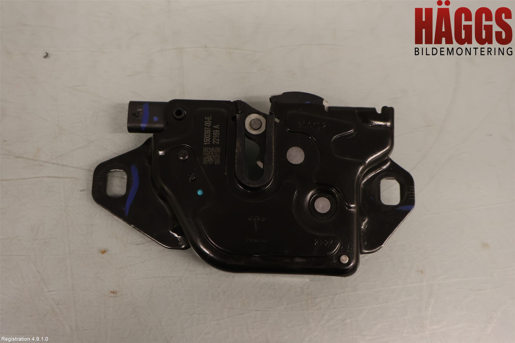 Tesla MODEL 3 17- Huvlås