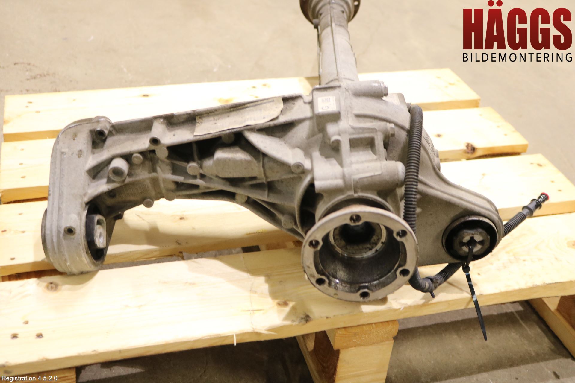 Volkswagen VW AMAROK 2H 10-22 Framvagn Diffrential