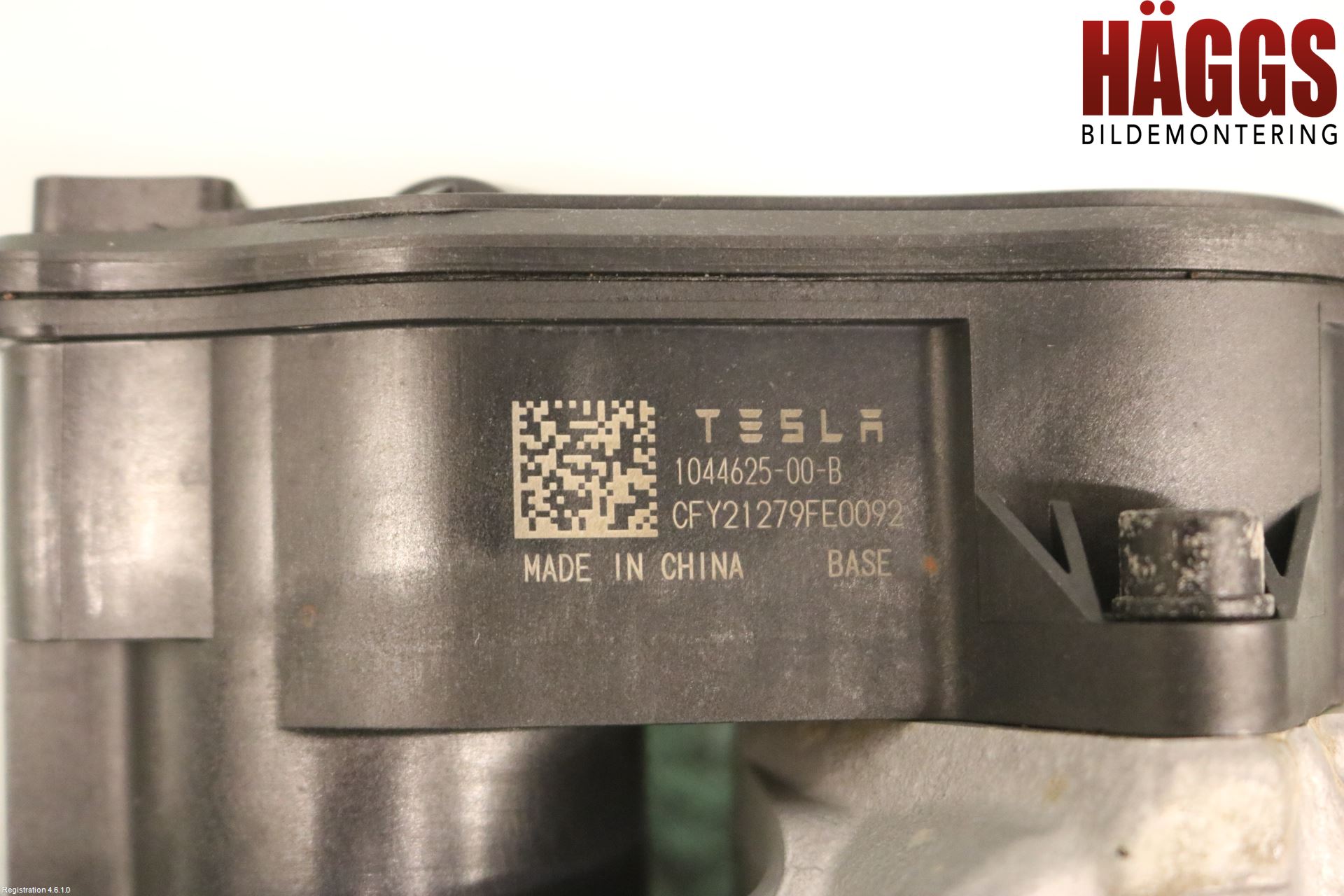 Tesla MODEL Y 21- Bromsok Bak Vänster