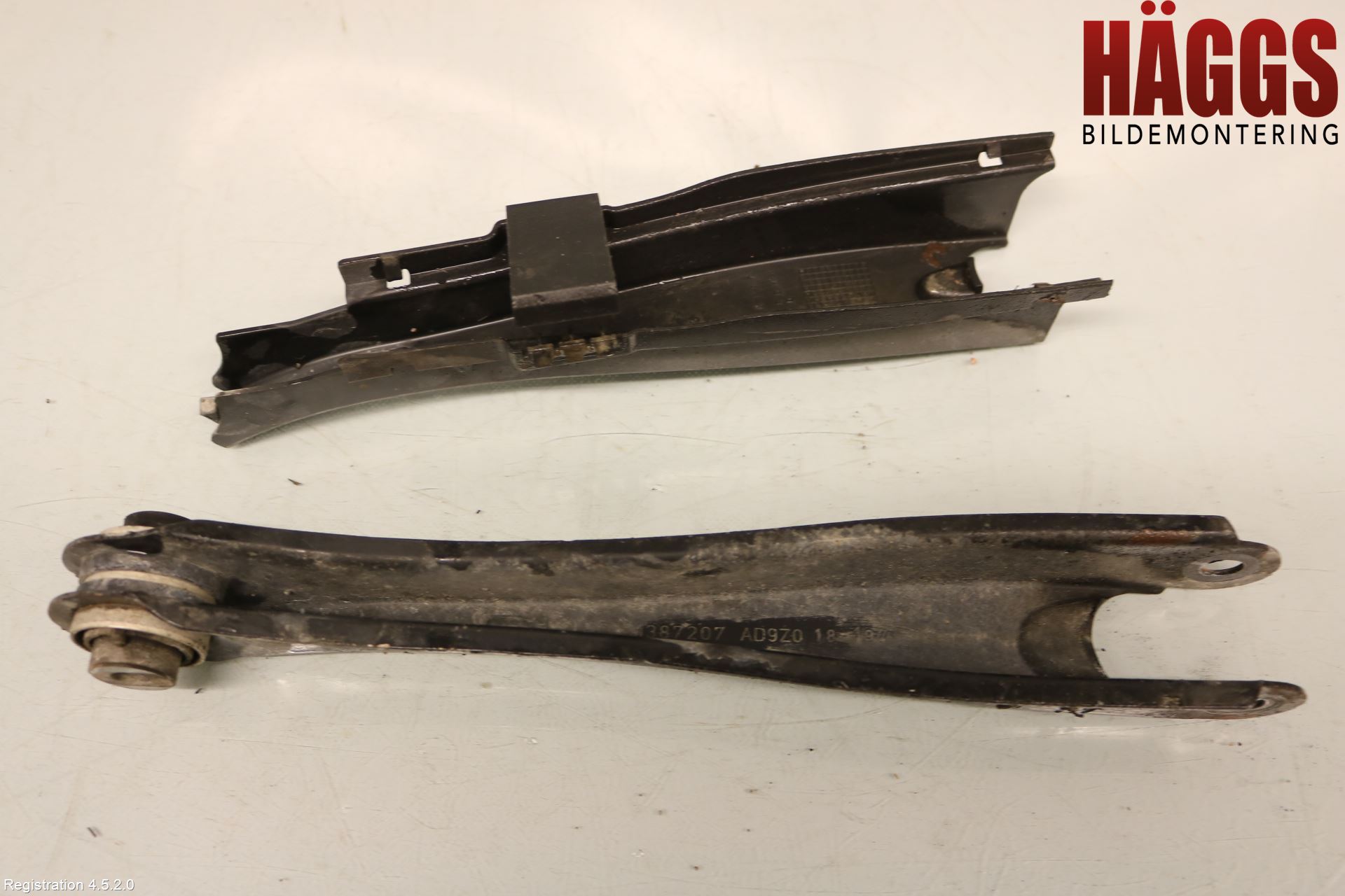 Volvo V60 19- Bärarm Bak Höger