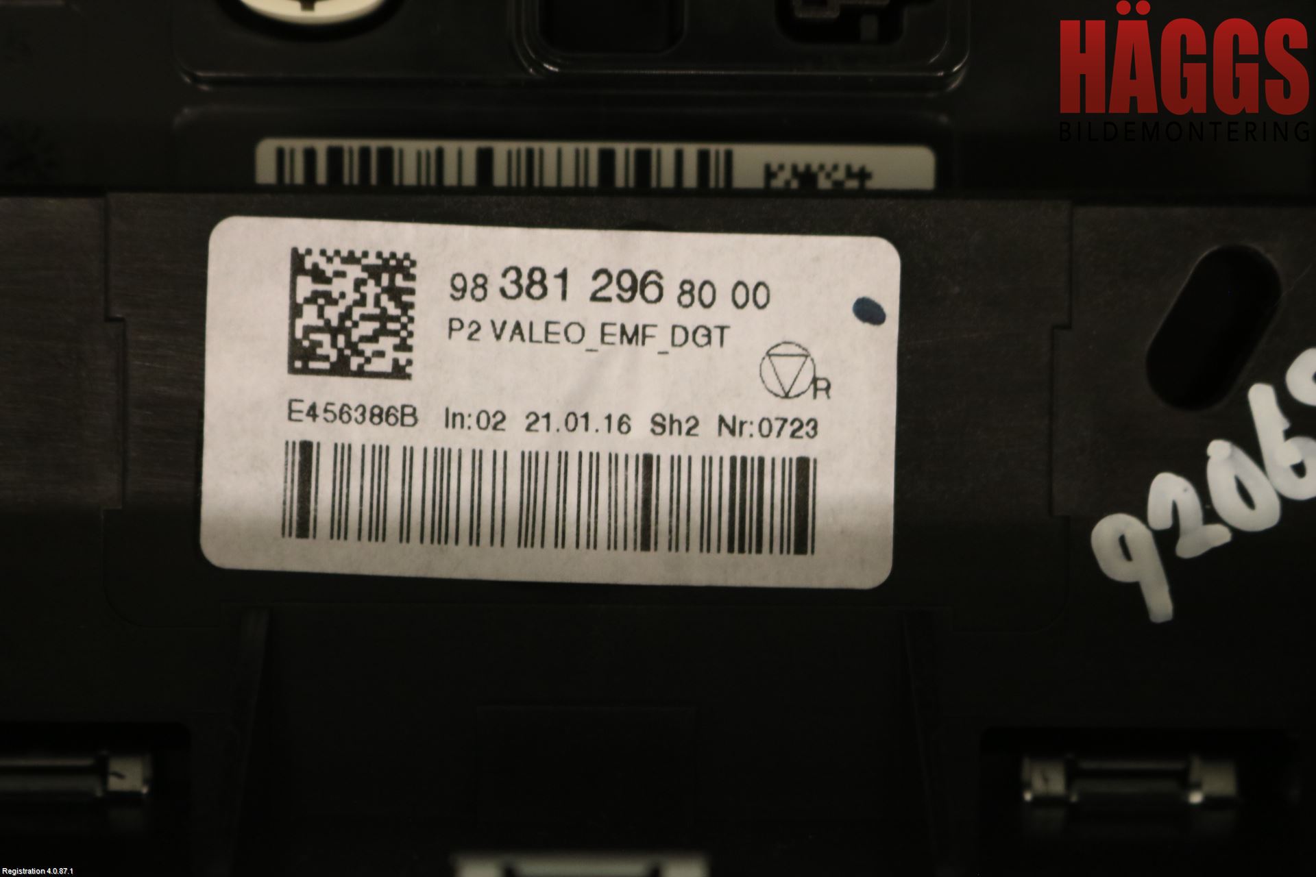 Peugeot 208/E-208 20- Multifunktionsdisplay