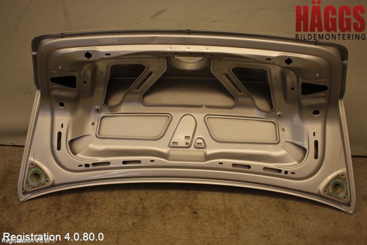 Volkswagen VW PASSAT 05-11 Baklucka (Ej Med Ruta)