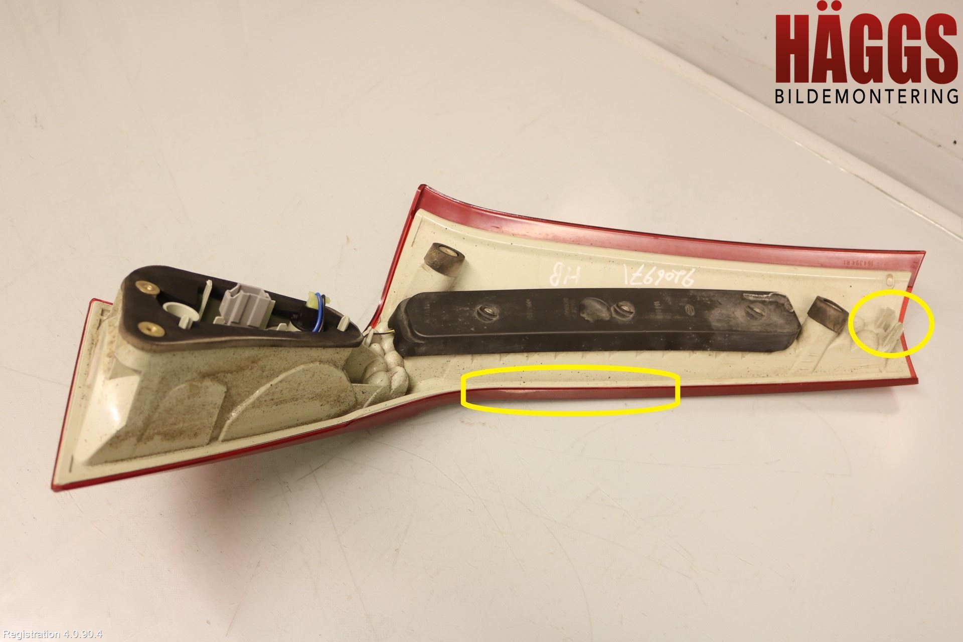 Volvo V70 08-13 Bakljus Lucka Hö