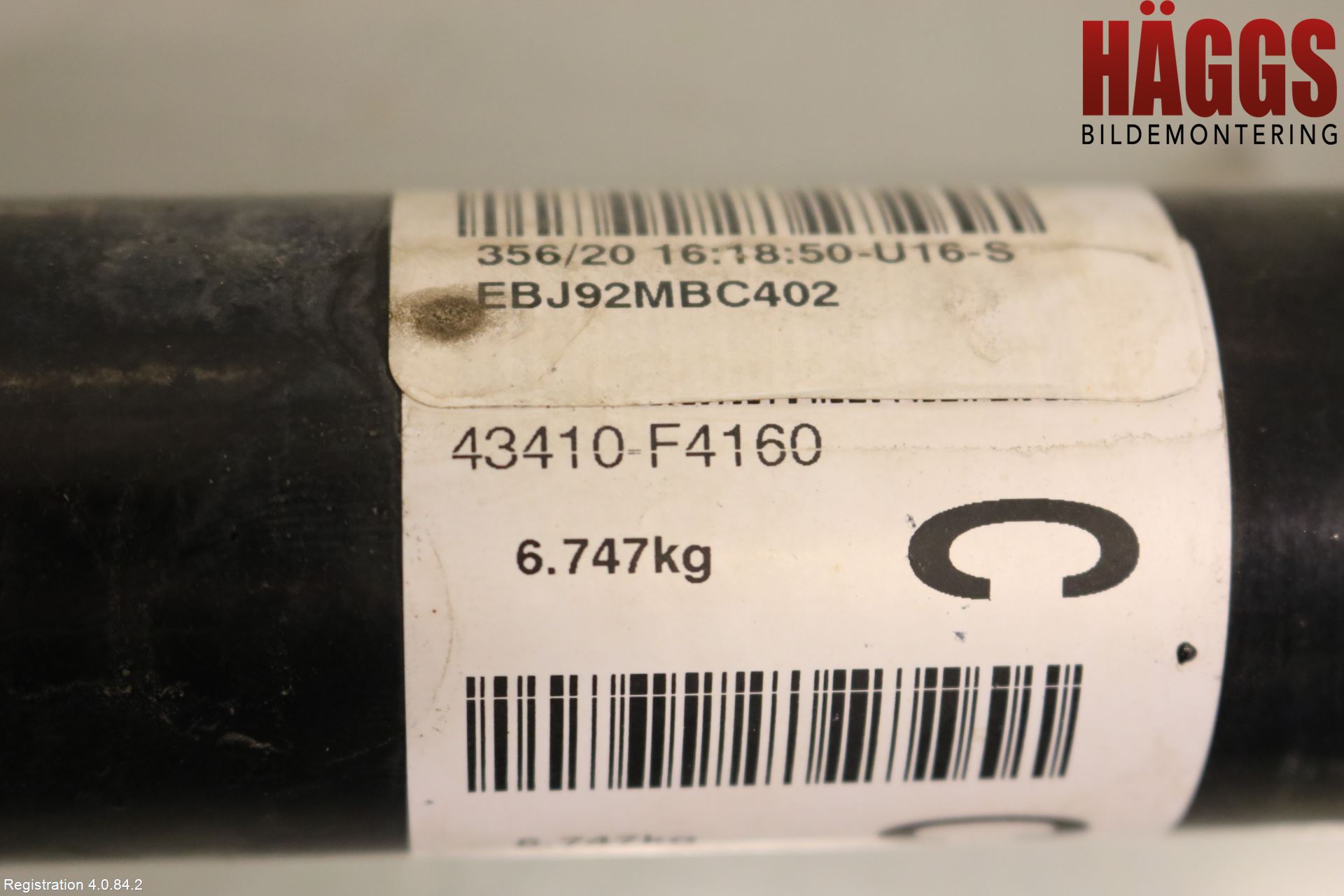 Toyota C-HR 16-23 Drivaxel Fram Höger