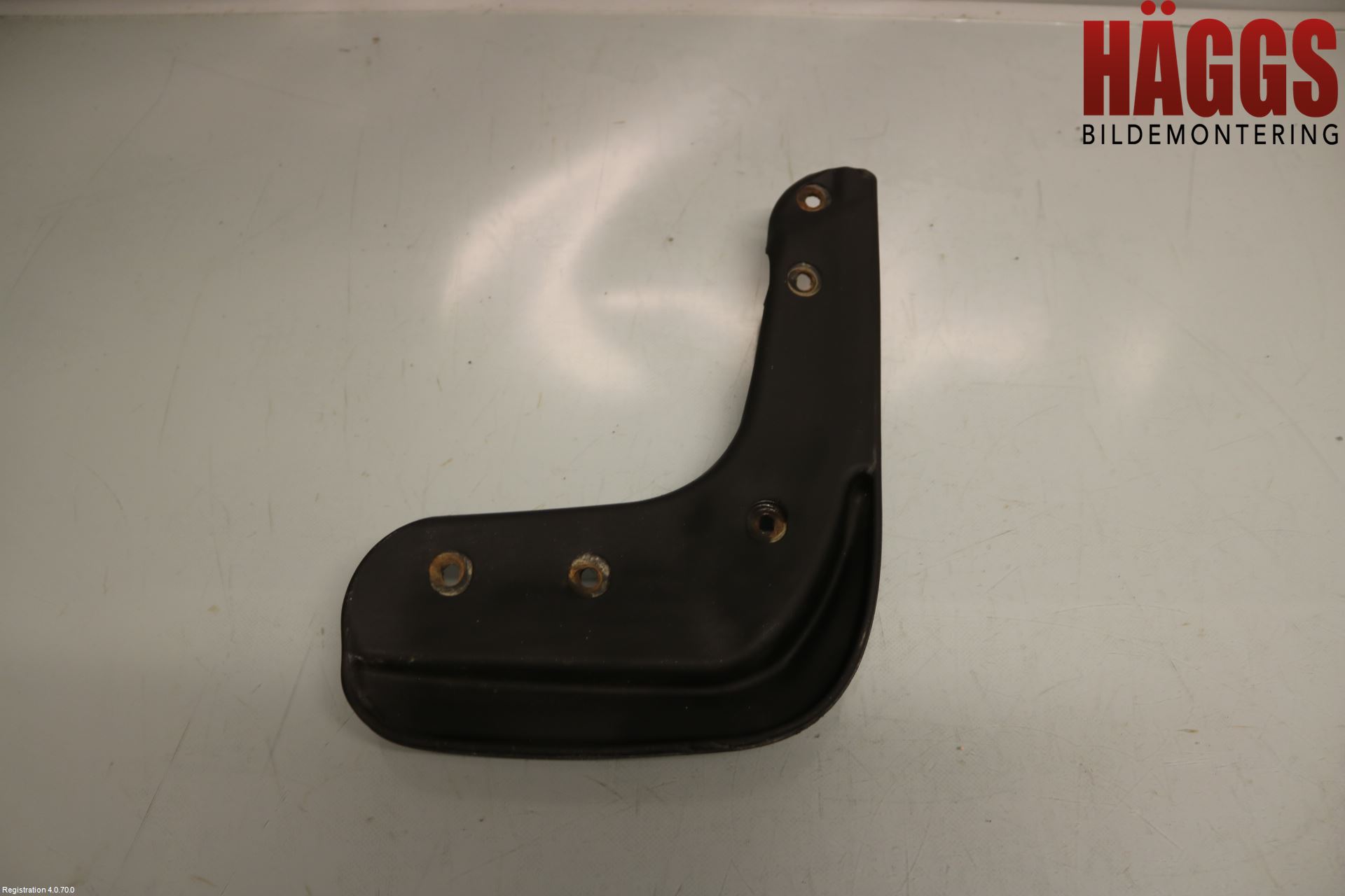 Volkswagen VW SCIROCCO 09-17 Stänkskydd