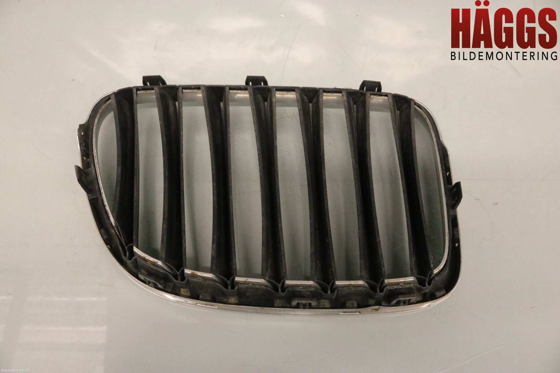 BMW X1 E84 10-15 Grilldel Vänster