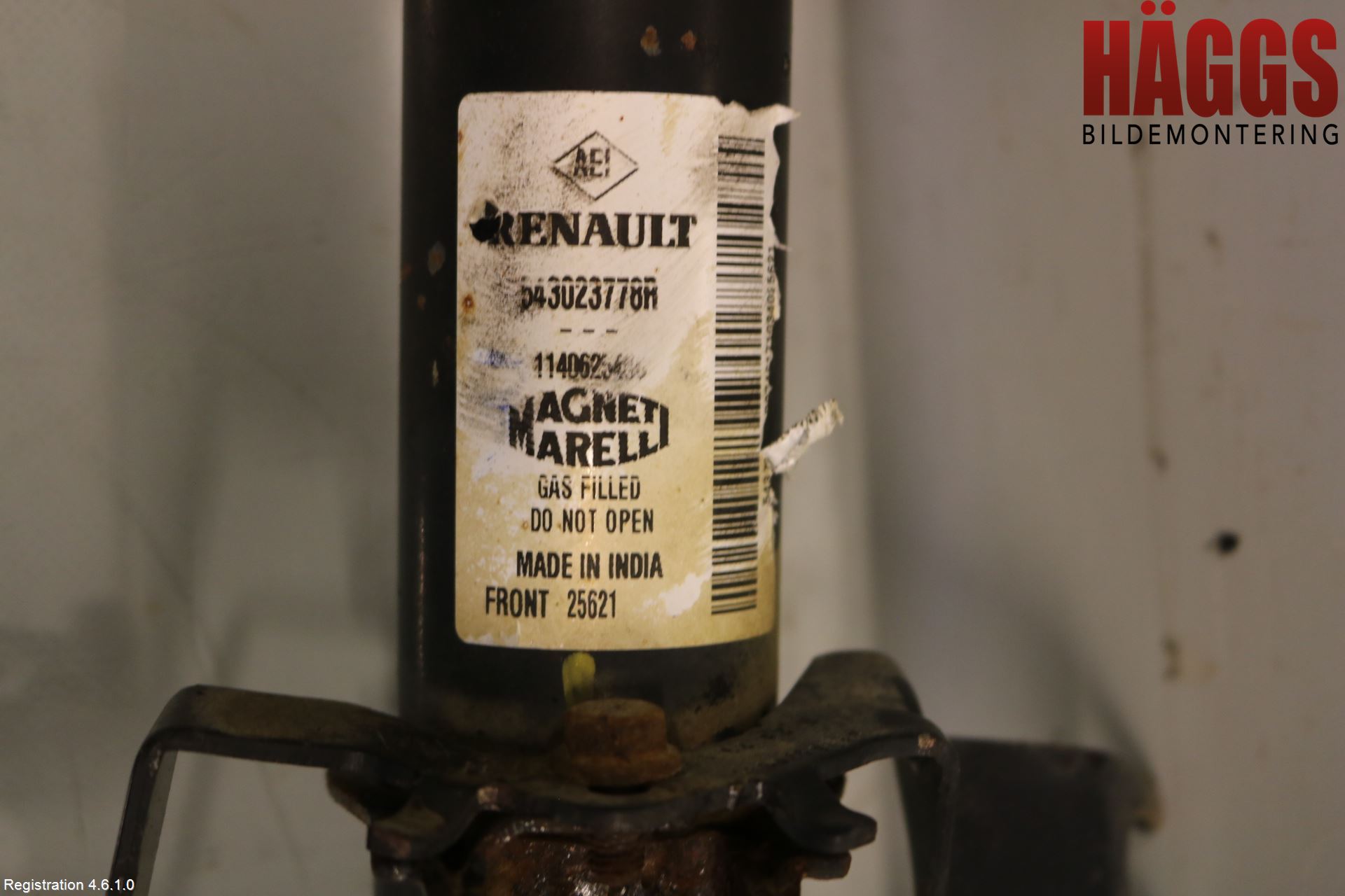 Renault EXPRESS 21- Fjäderben Fram Höger