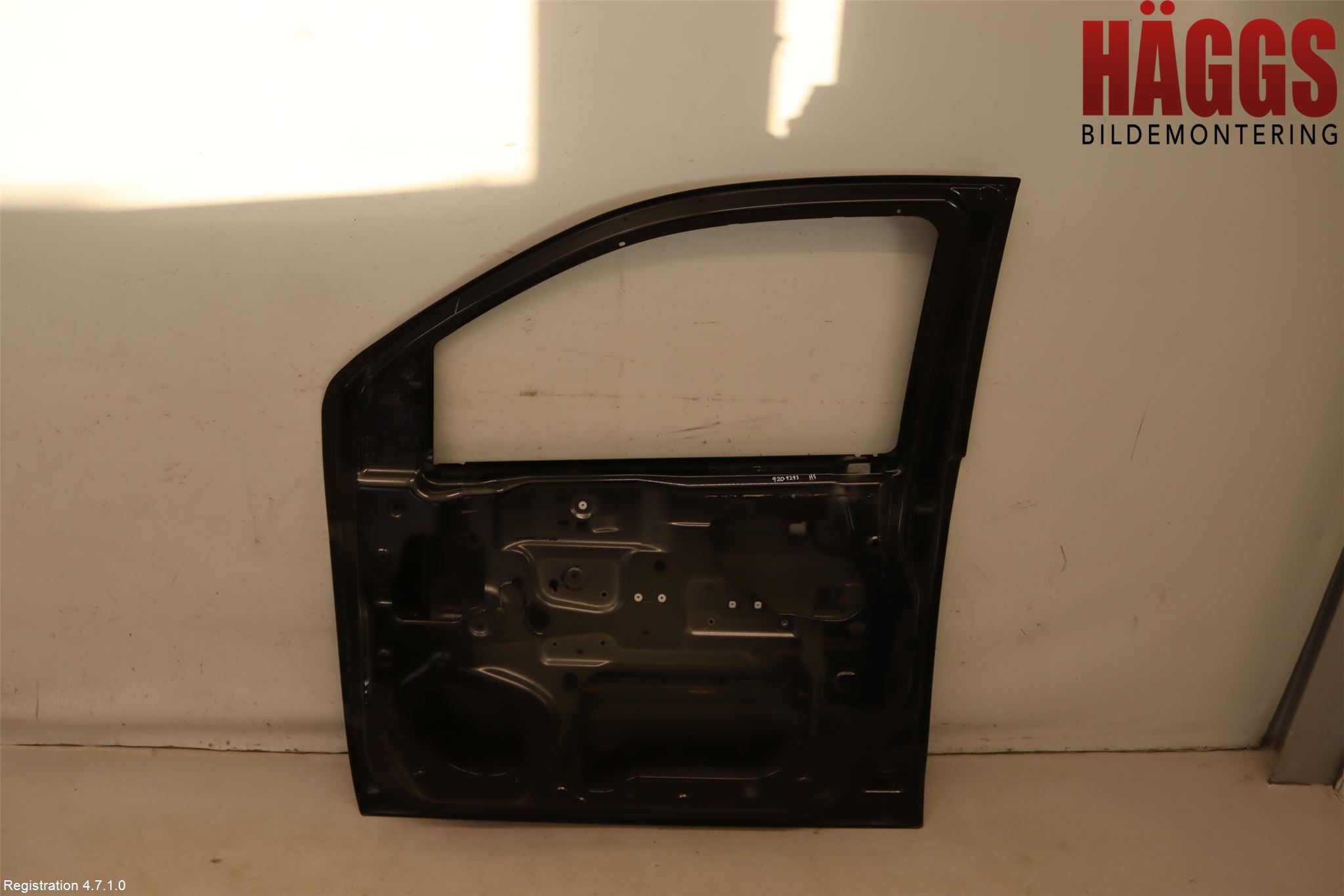 Isuzu D-MAX Dörr Fram Höger