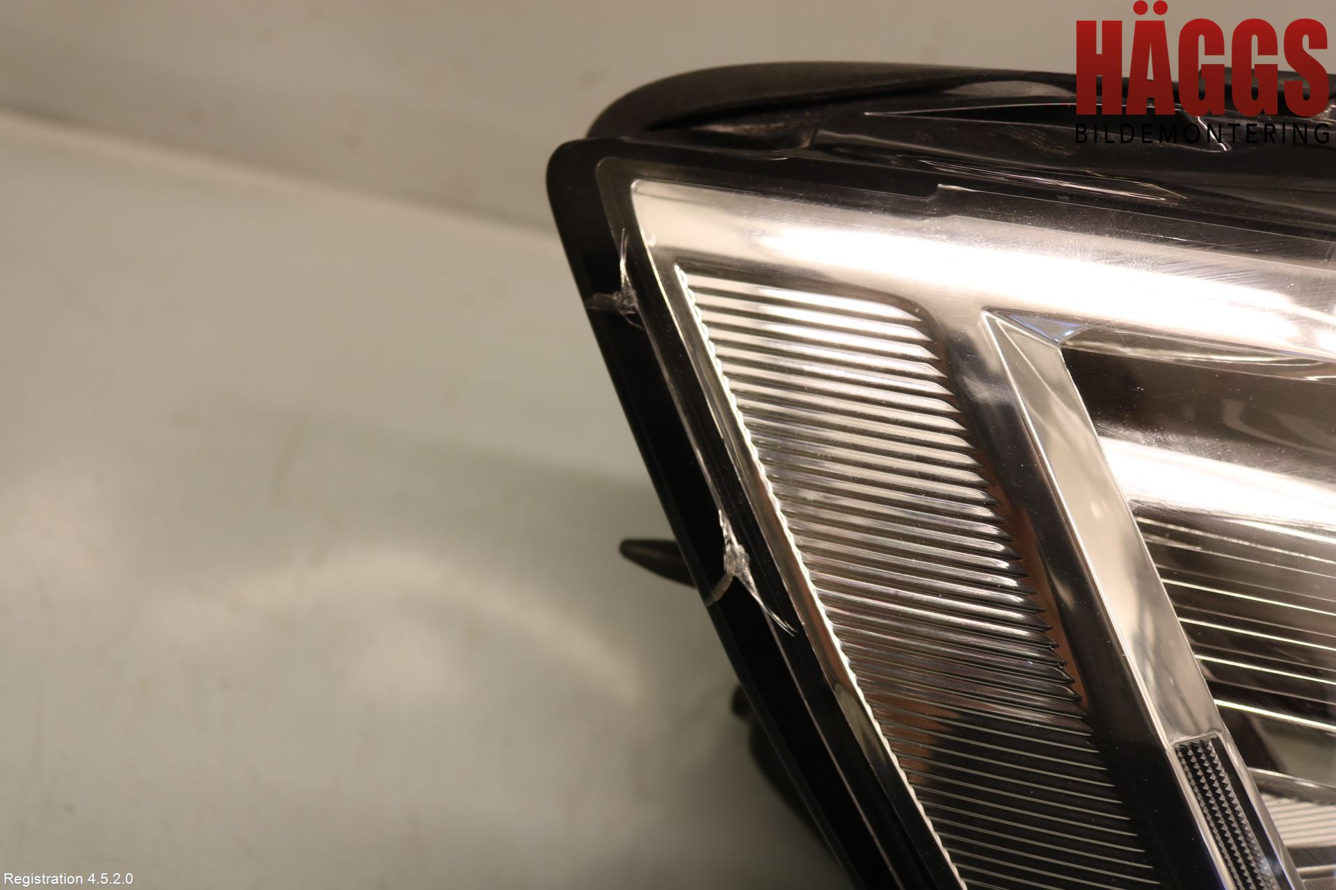 Volkswagen VW TRANSP/CARAVELLE (T6) 16-22 Strålkastare Höger