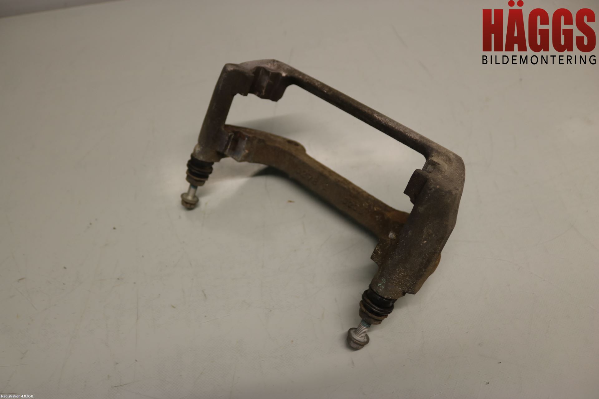 Volkswagen VW TIGUAN 16-24 Bromsokshållare