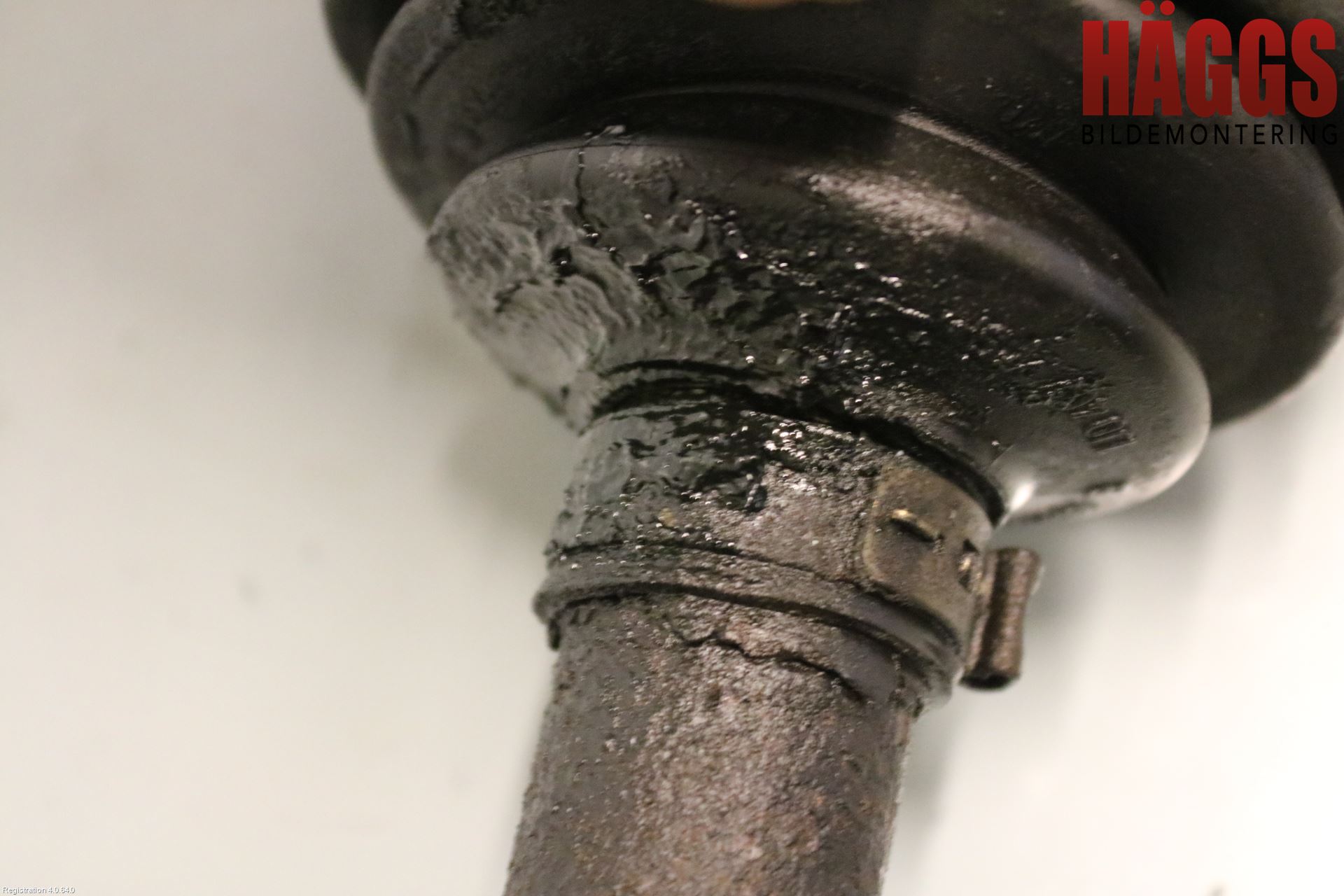 Volkswagen VW TOURAN 03-10 Drivaxel Fram Vänster