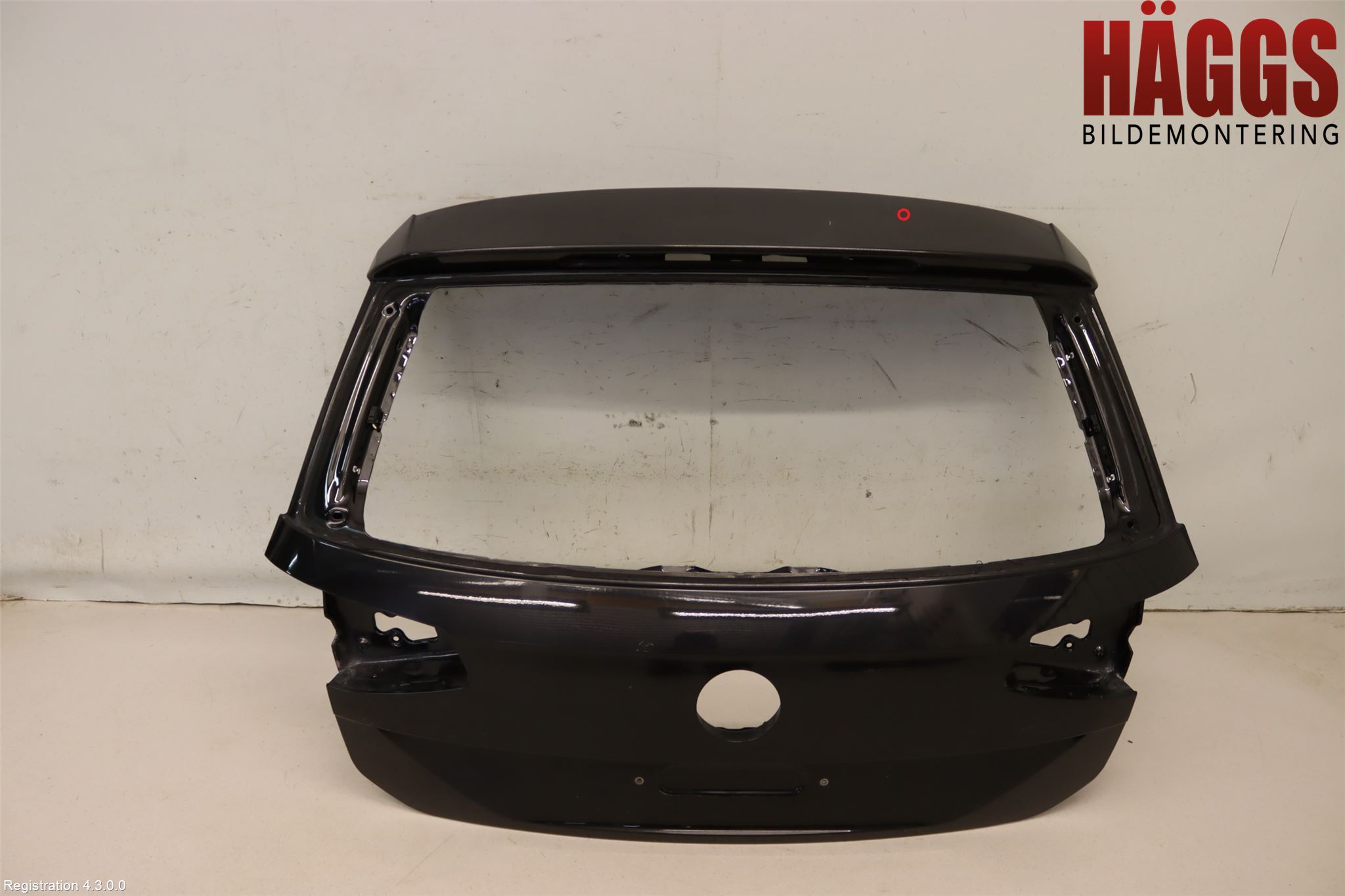 Volkswagen VW PASSAT 15-19 Baklucka Kombi
