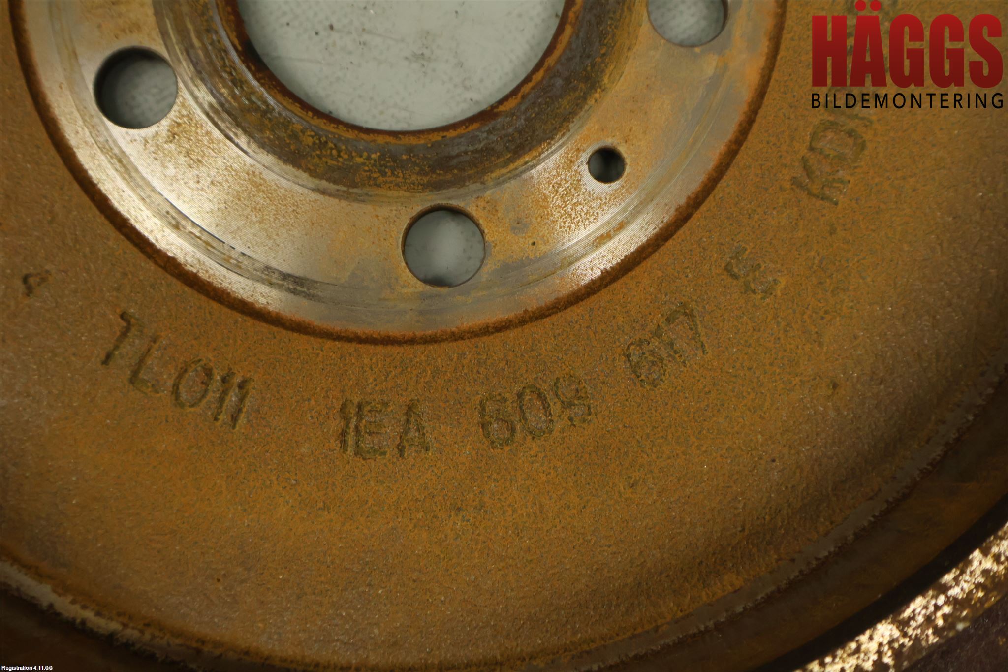 Audi Q4 E-TRON FZ 22- Bromstrumma Bak