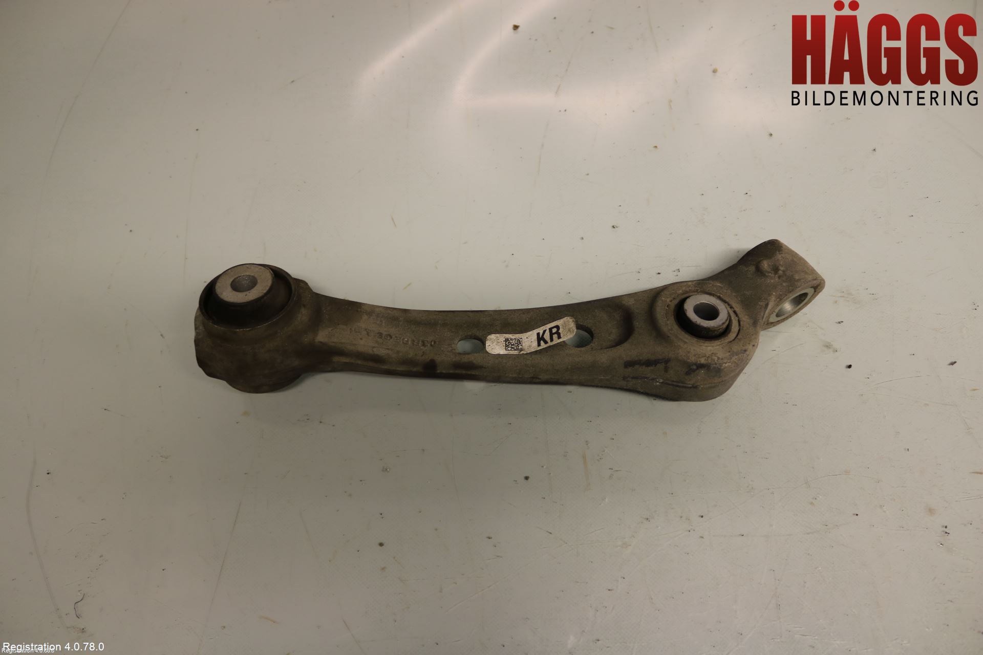 BMW 5 F10/F11/F18 09-17 Bärarm Fram Undre Hö