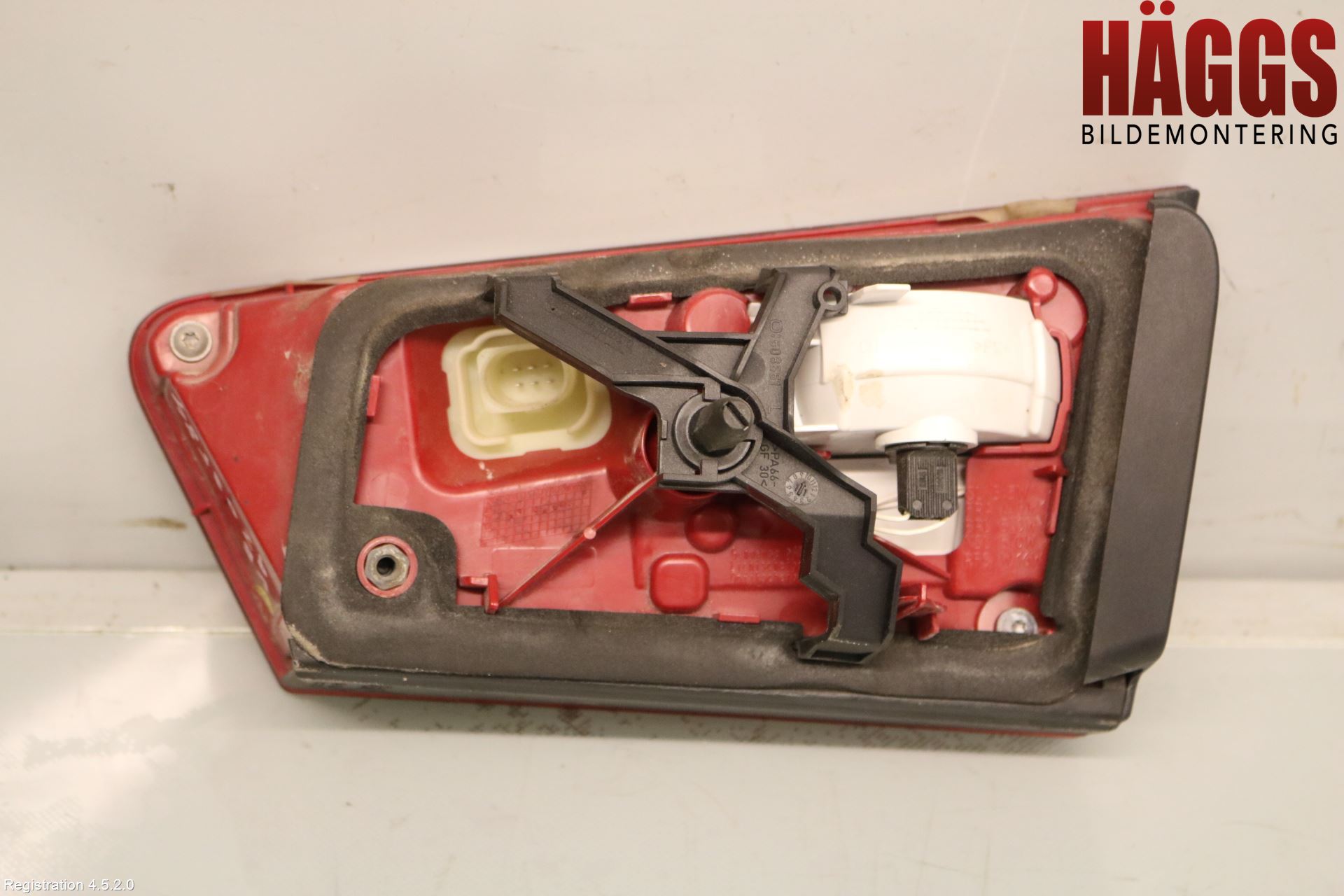 Audi A6/S6 4G 11-18 Bakljus Lucka Vä