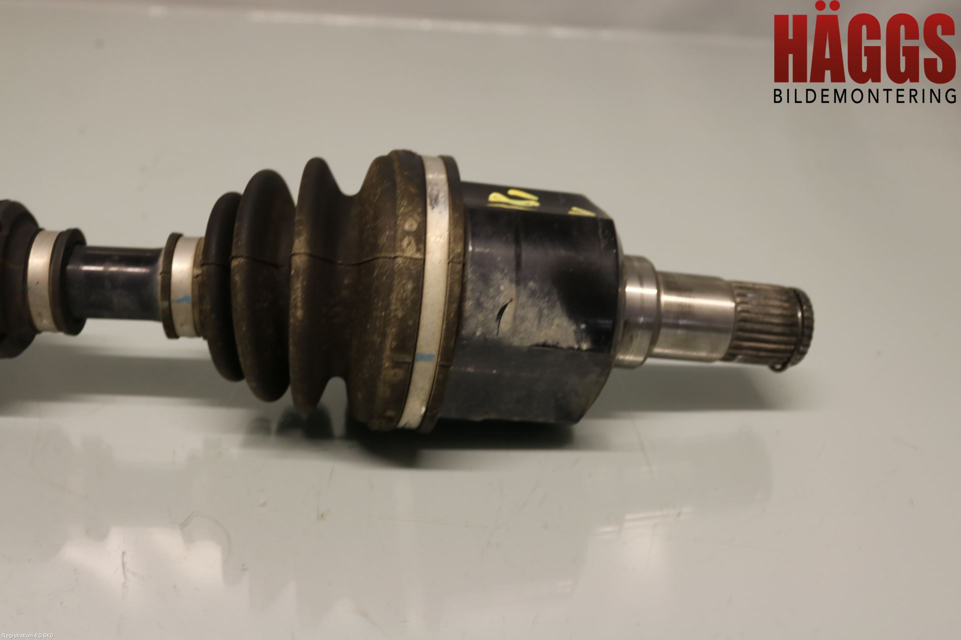 Hyundai i40 16-18 Drivaxel Fram Vänster