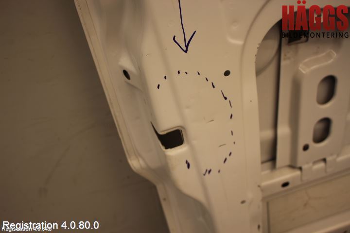 Volkswagen VW CRAFTER 06-16 Dörr Fram Vänster