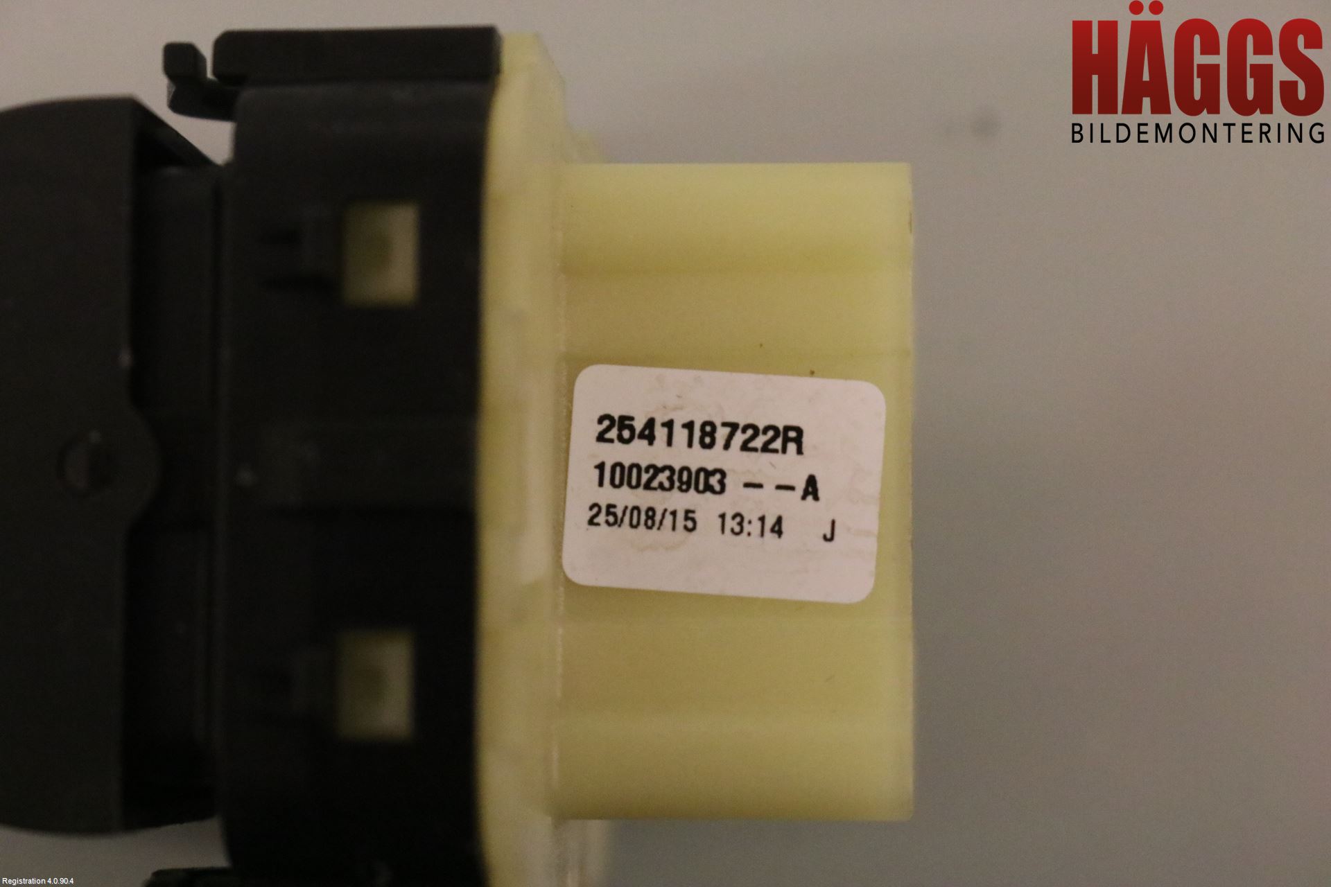 Renault CLIO IV 12-16 Strömställare Elhiss