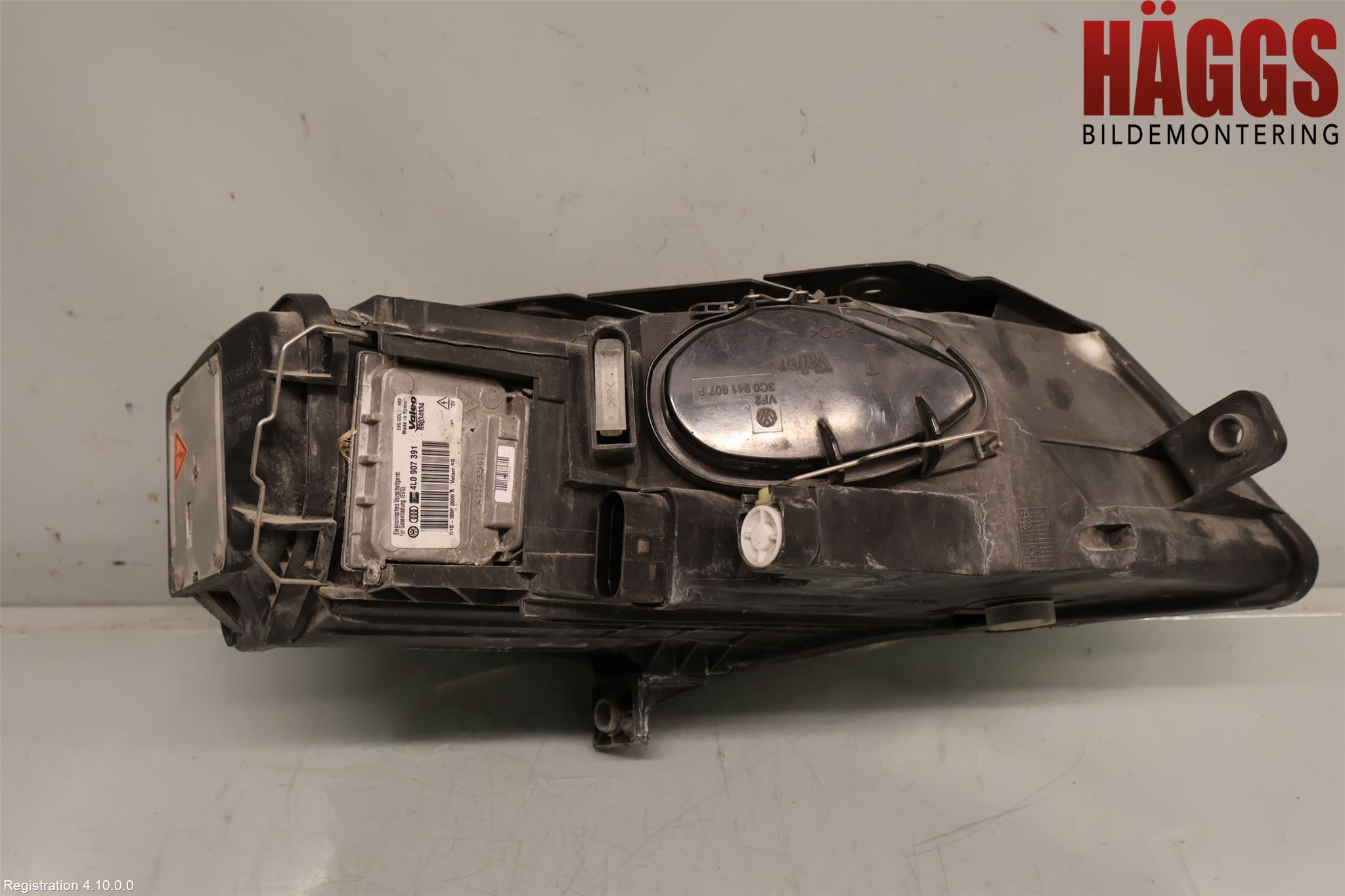 Volkswagen VW PASSAT 05-11 Strålkastare Vänster