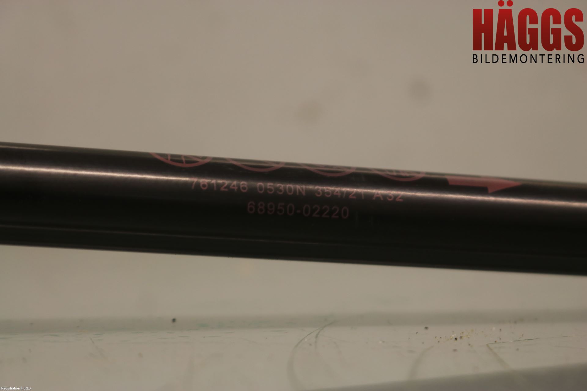 Toyota COROLLA 19- Gasfjäder Baklucka