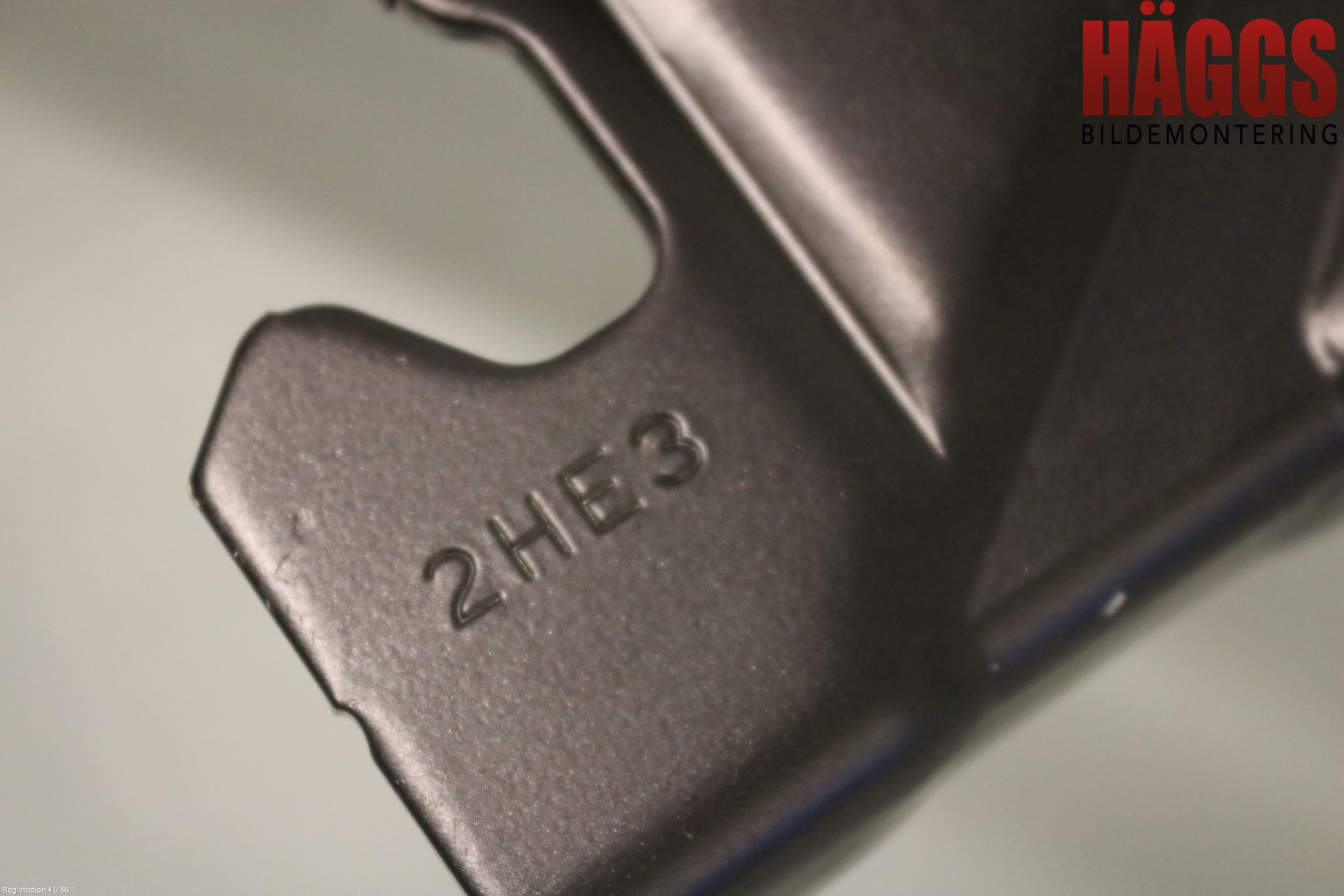 Mitsubishi LANCER 07-14 Huvgångjärn