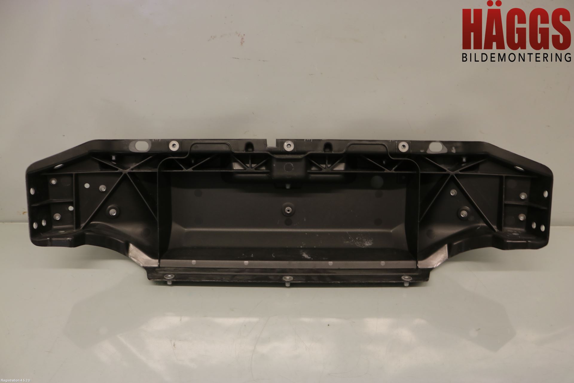 Tesla MODEL X 16- Front Huvlåsplåt-Balk