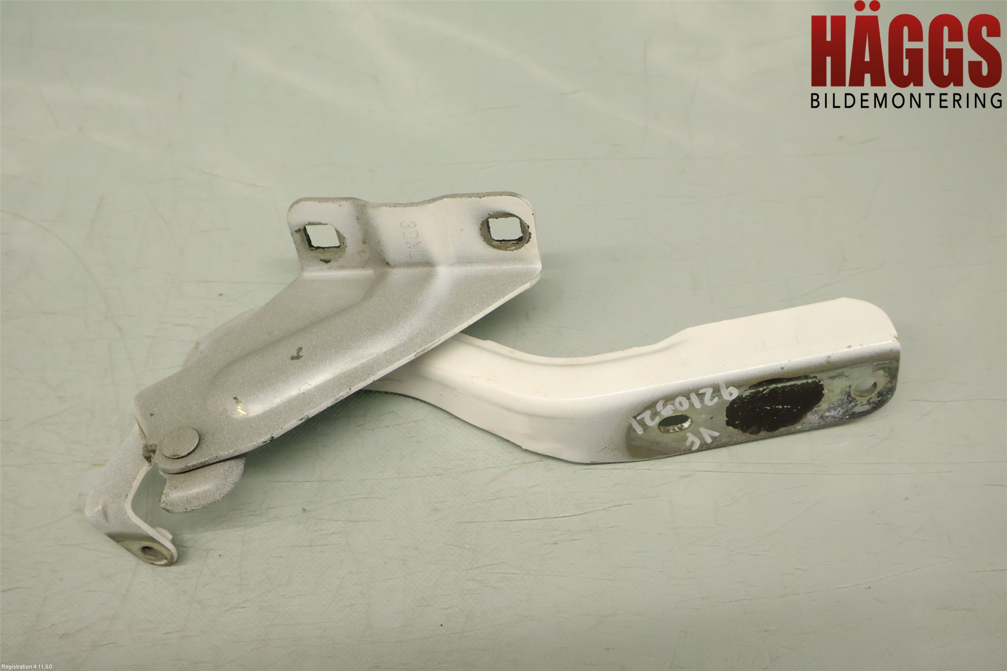 Nissan PULSAR Huvgångjärn