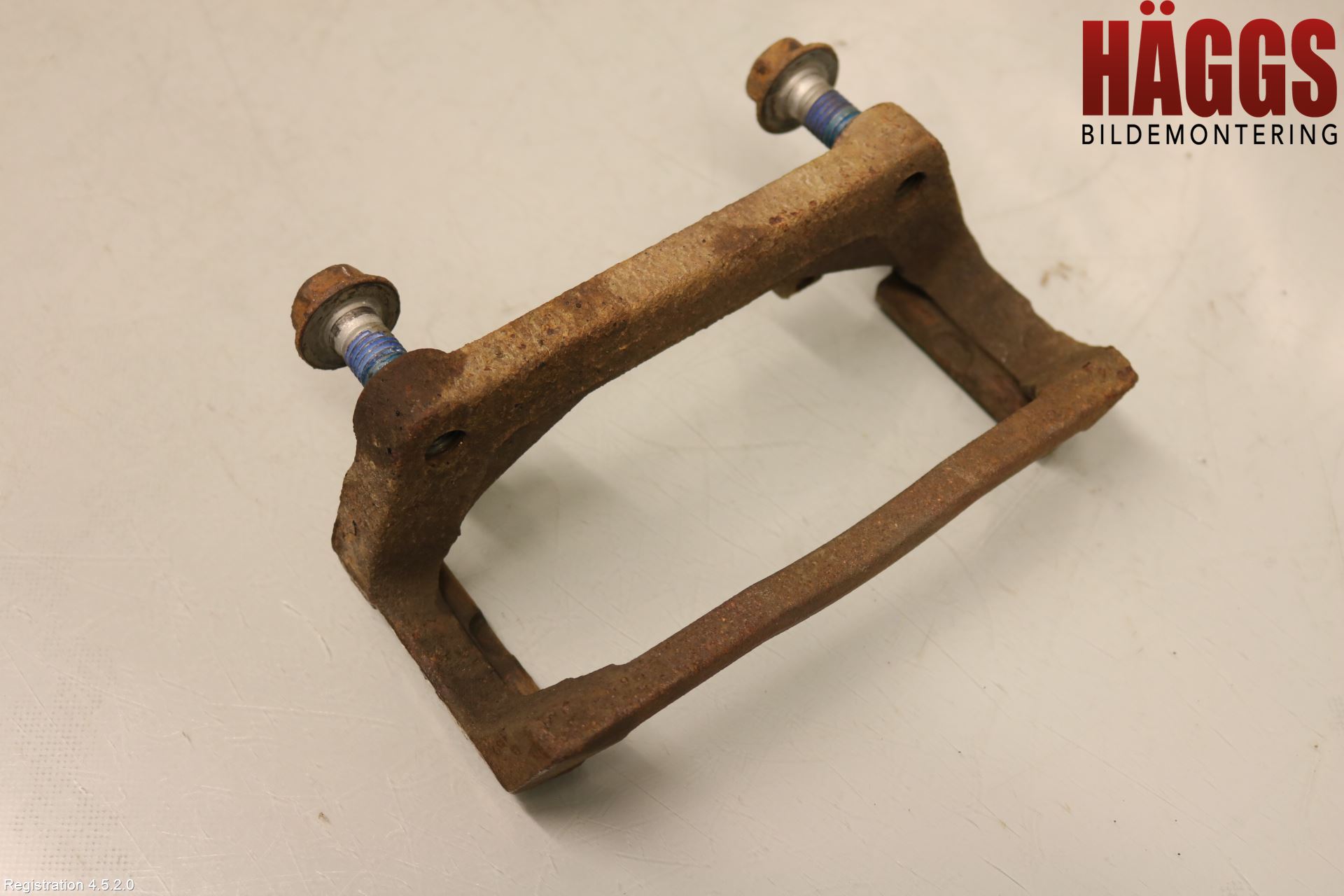 Dodge PICK UP RAM 81- Bromsokshållare