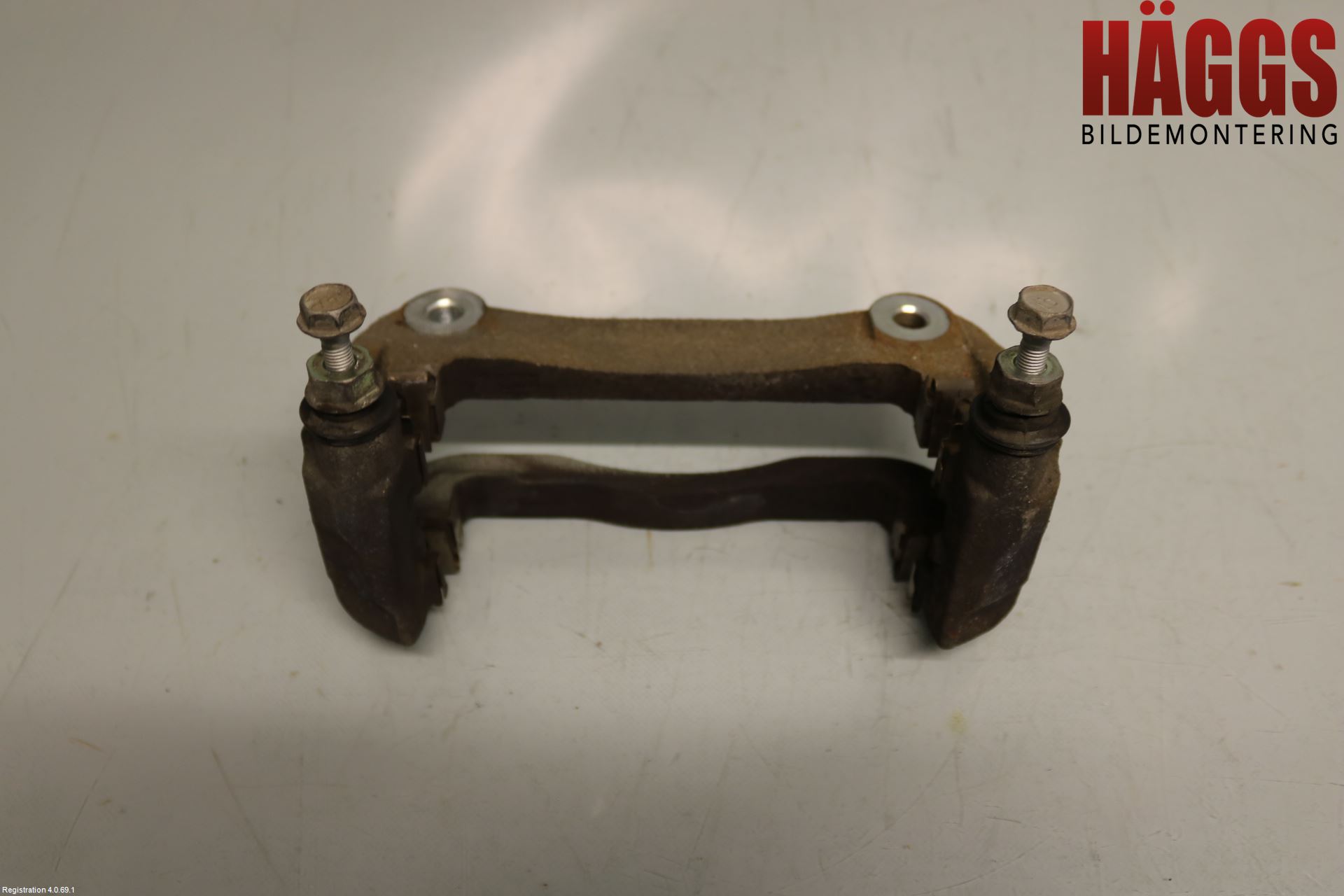 Lexus NX 300h 15-21 Bromsokshållare