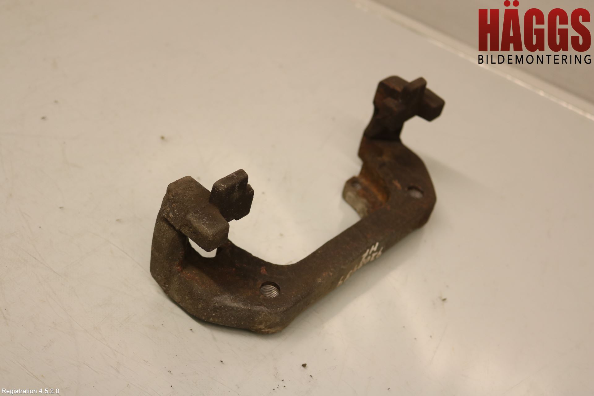 Peugeot EXPERT/E-EXPERT 17- Bromsokshållare