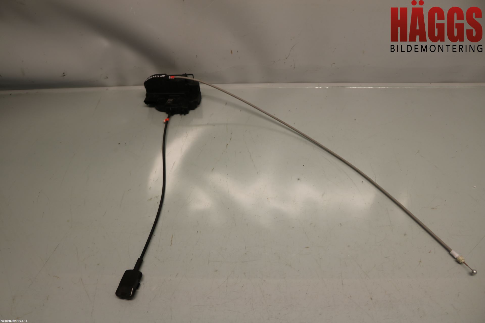 Nissan NOTE E11 06-14 Låskista-Dörrlås