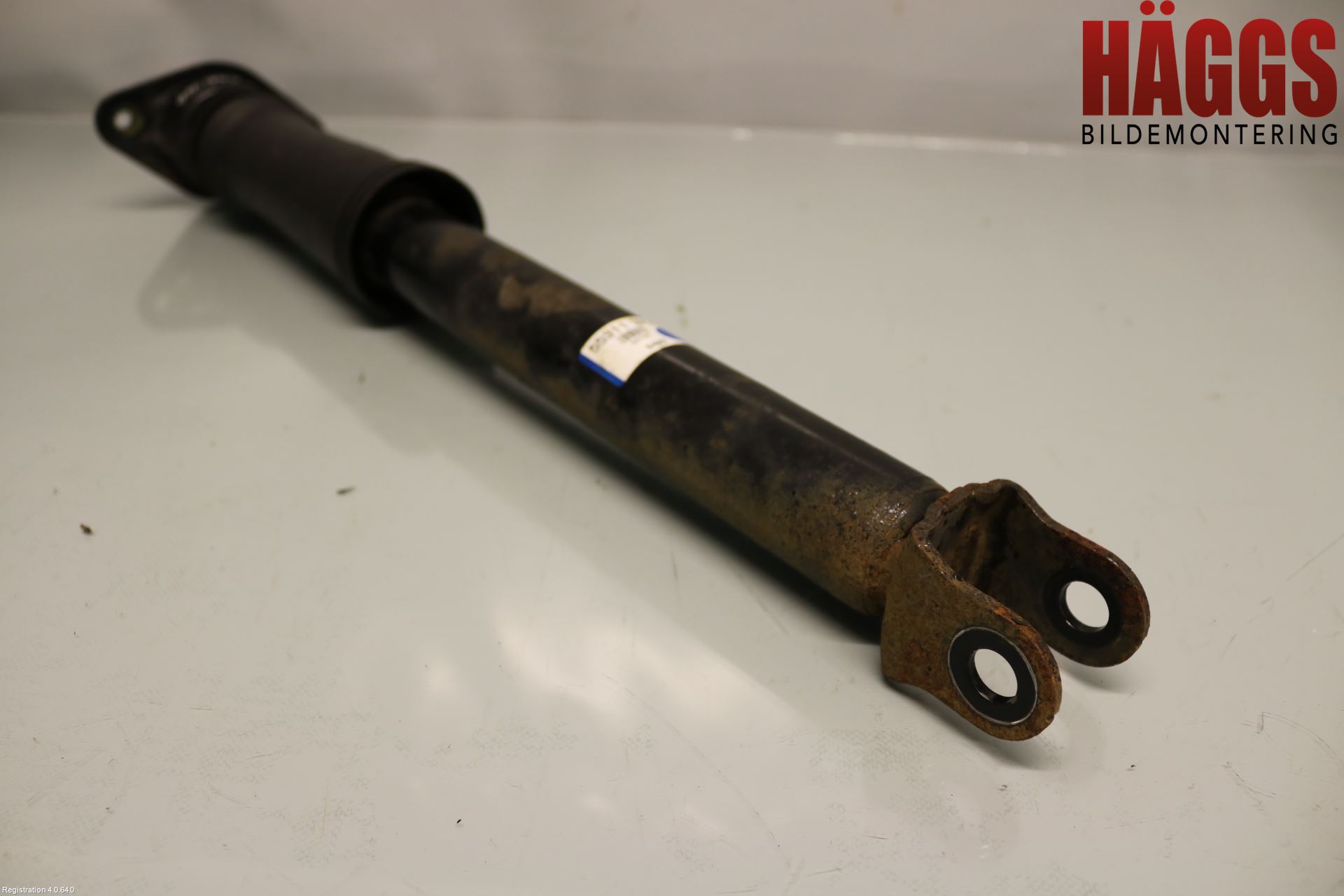 Hyundai i40 16-18 Stötdämpare Bak