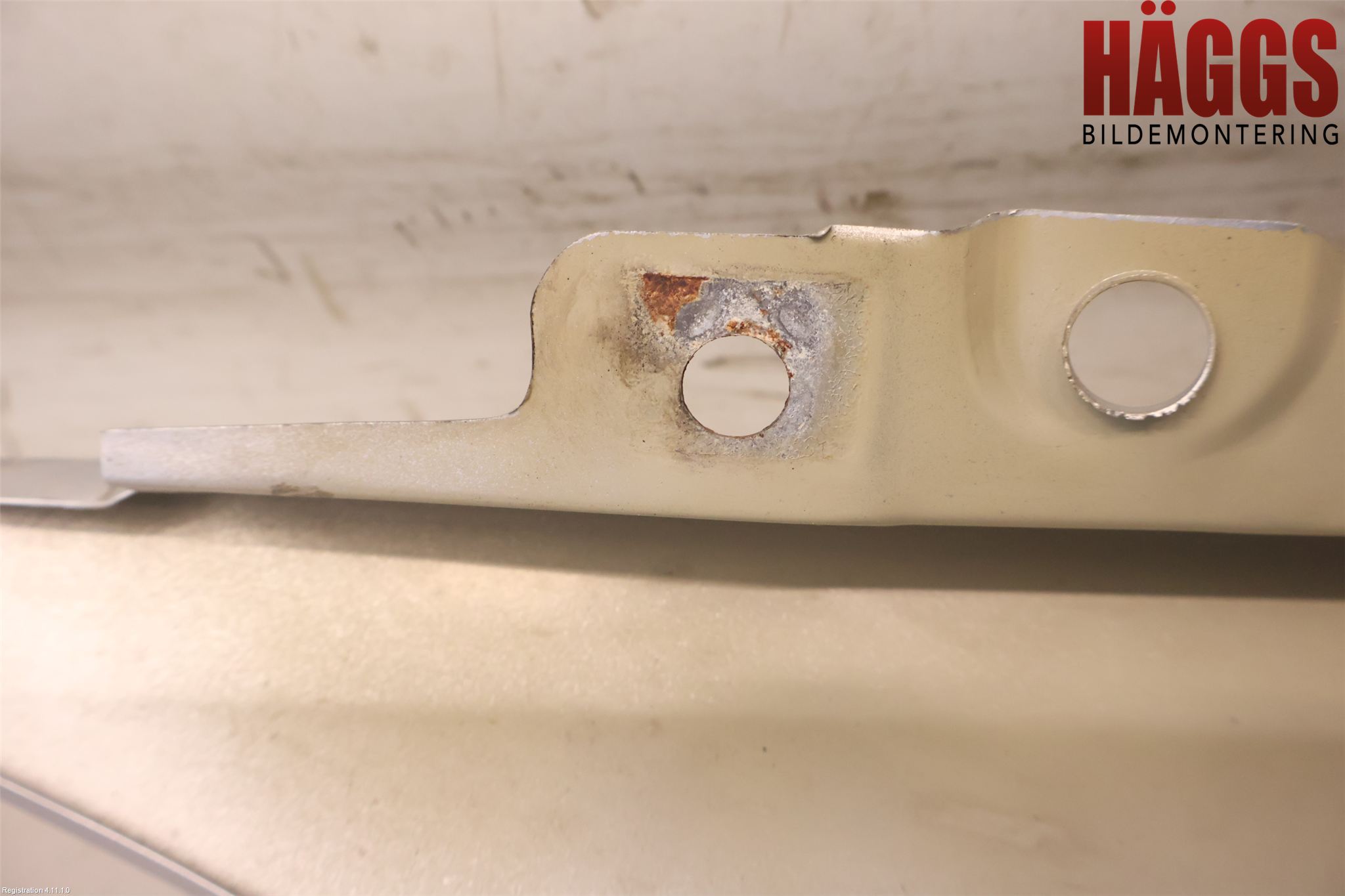 Volkswagen VW POLO 10-17 Skärm Fram Höger