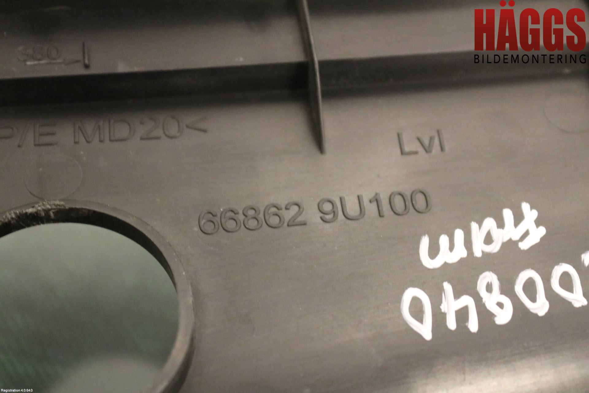 Nissan NOTE E11 06-14 Torpedplåt-Torpedplast