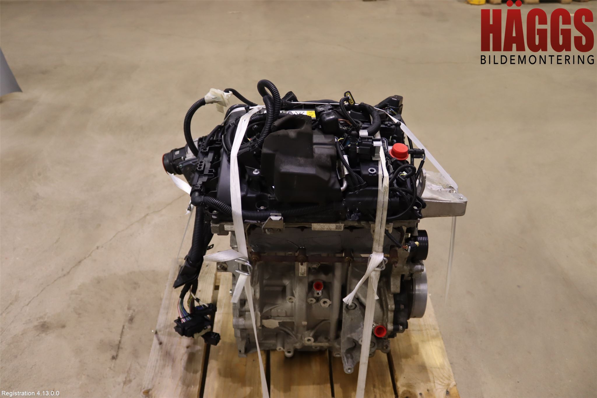 Mini COOPER CLUBMAN F54 16- Motor Bensin