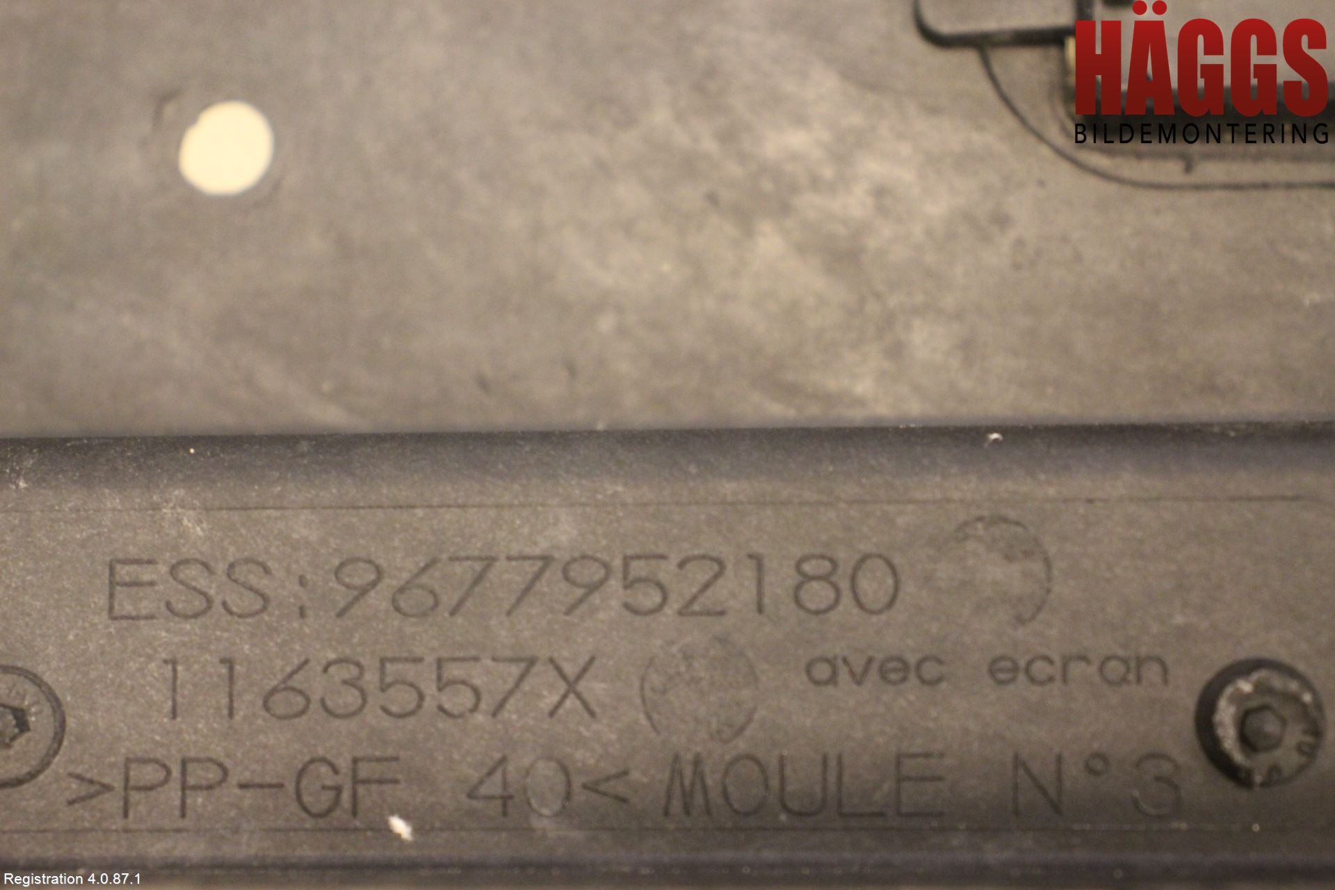 Peugeot PEUGOT 208 16-19 Frontplåt