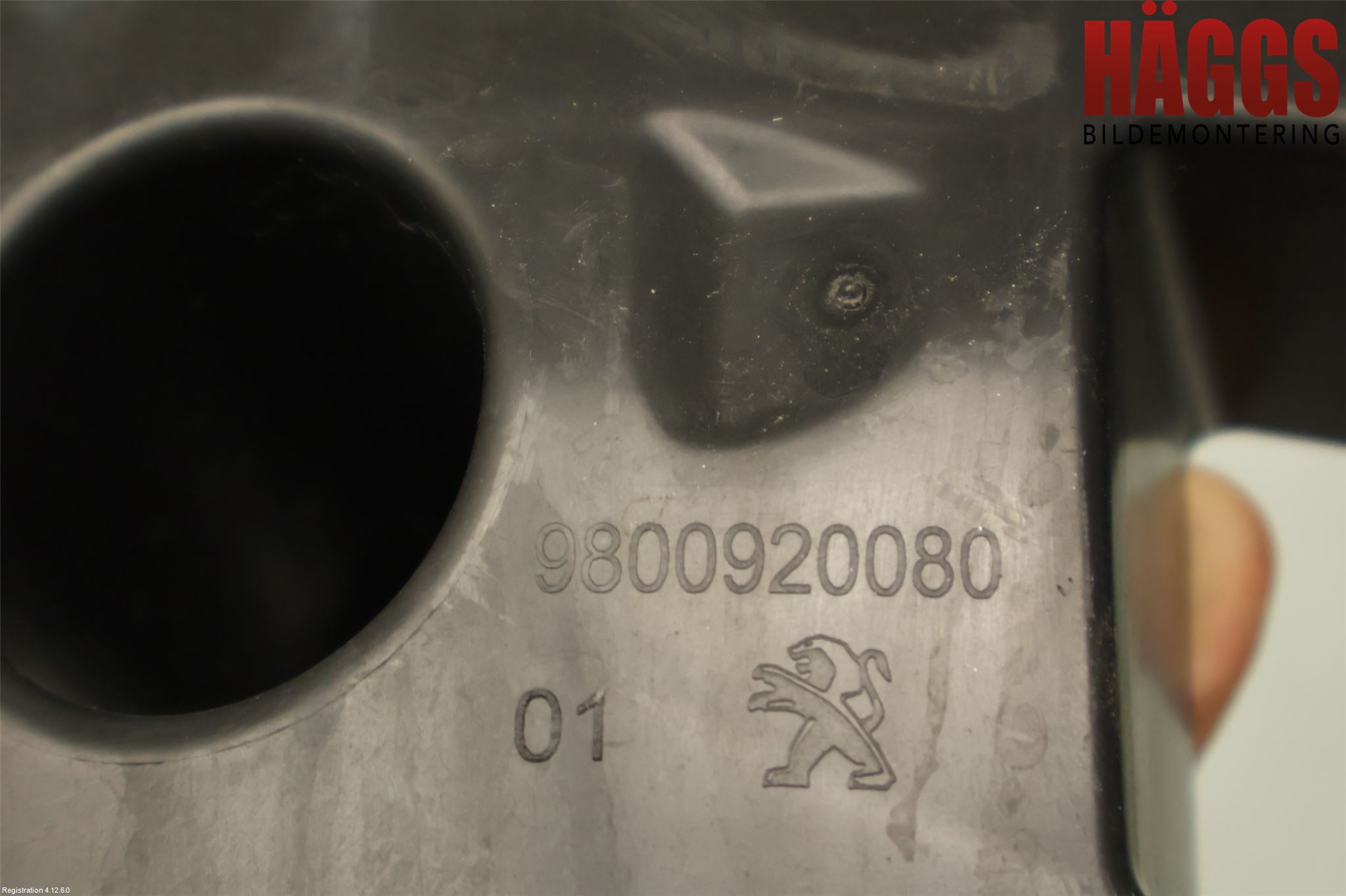 Peugeot 308 14-21 Stötfångarfäste Bak Hö
