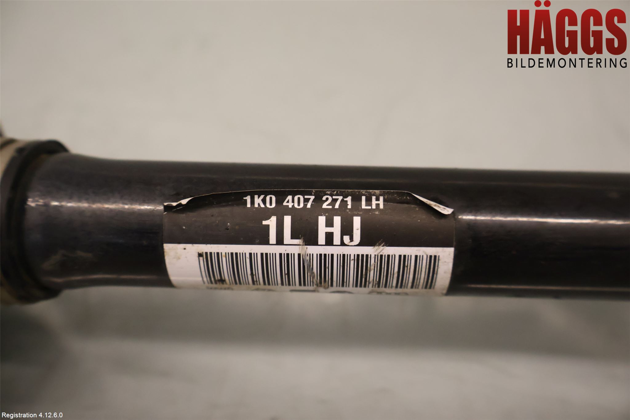 Volkswagen VW PASSAT 11-14 Drivaxel Fram Vänster