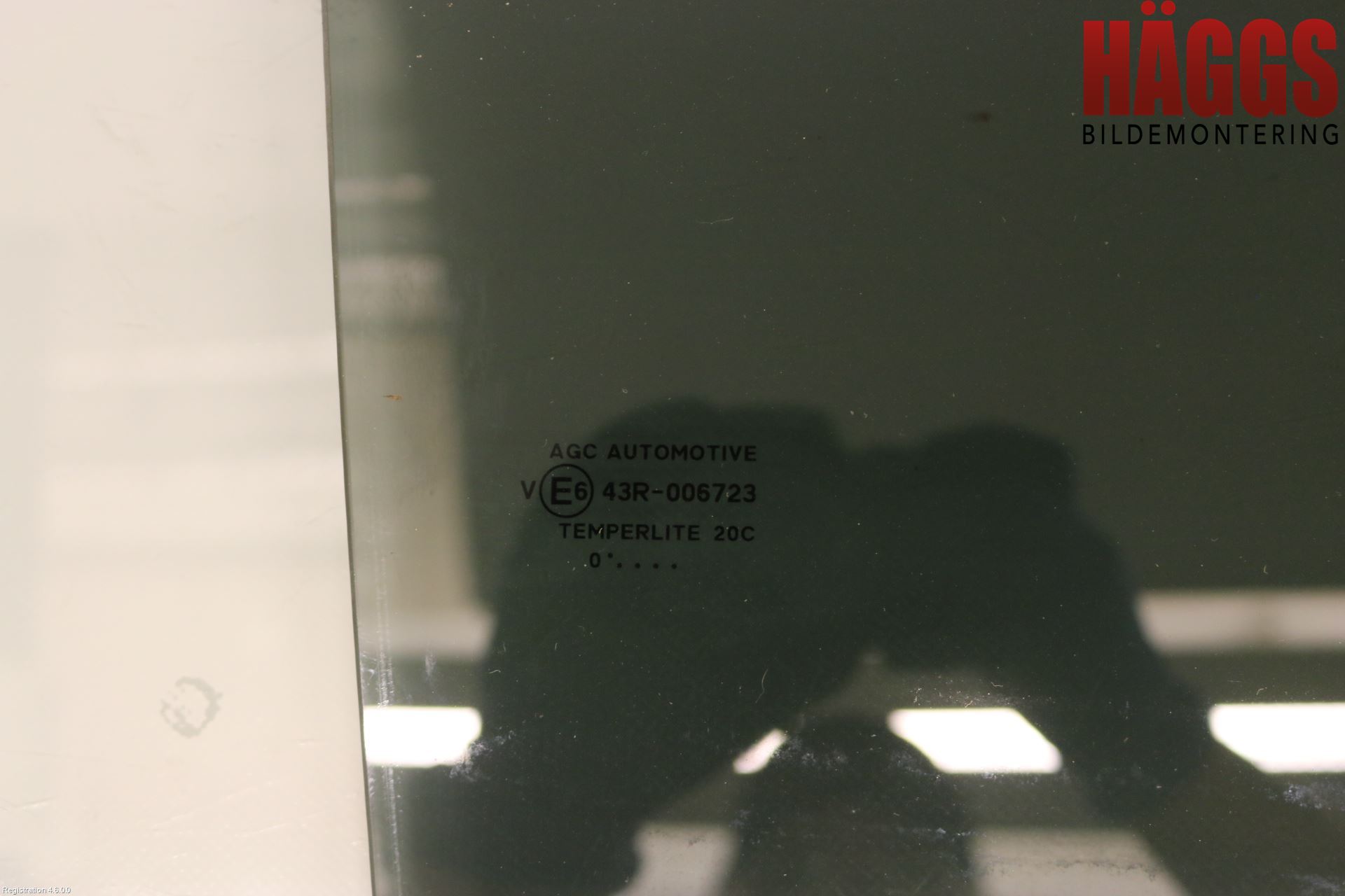 Toyota COROLLA 19- Dörruta Bak Höger