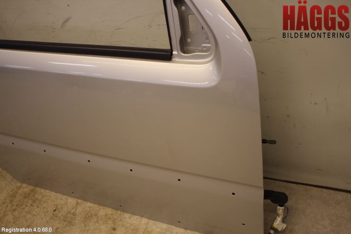 Suzuki JIMNY 81-21 Dörr 2D Höger