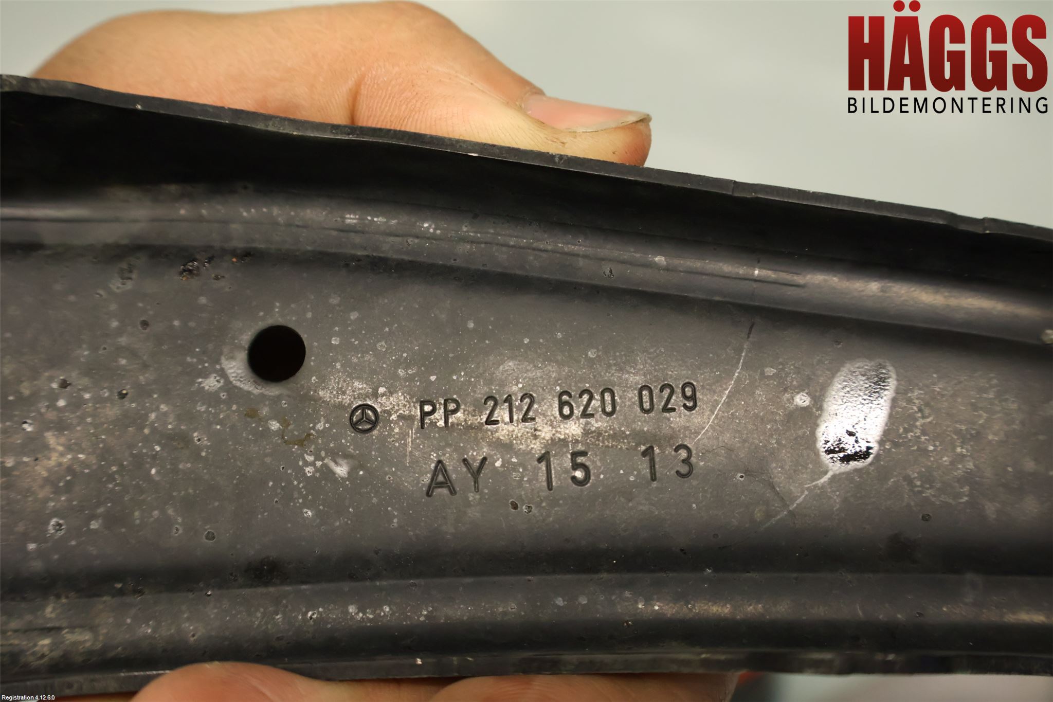 Mercedes-Benz MB E-KLASS (W212) 09-16 Frontplåt