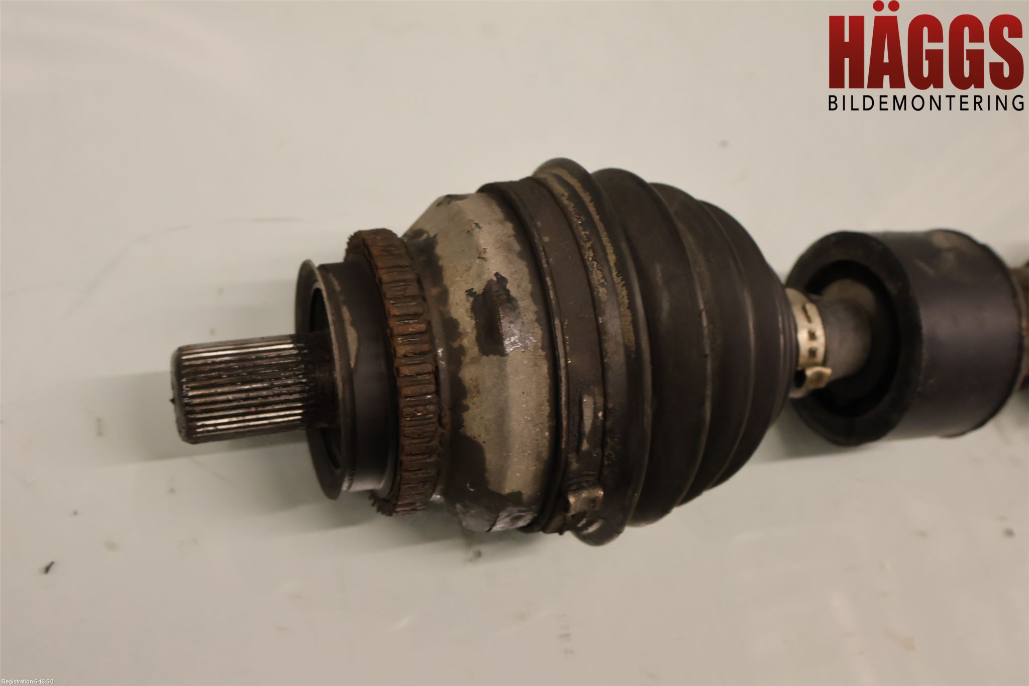 Volvo V70 00-04 Drivaxel Fram Vänster