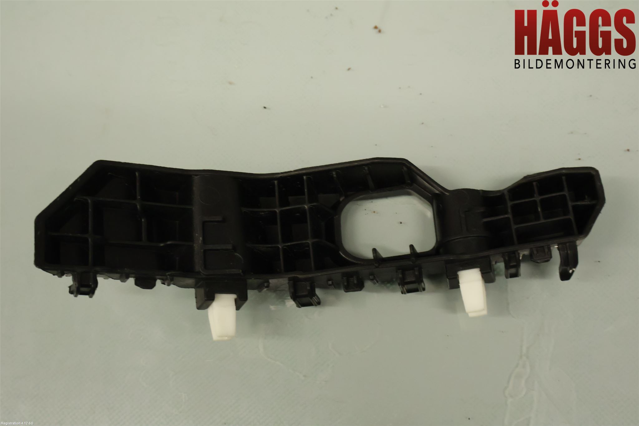 Hyundai TUCSON 05- Stötfångarfäste Fram Hö