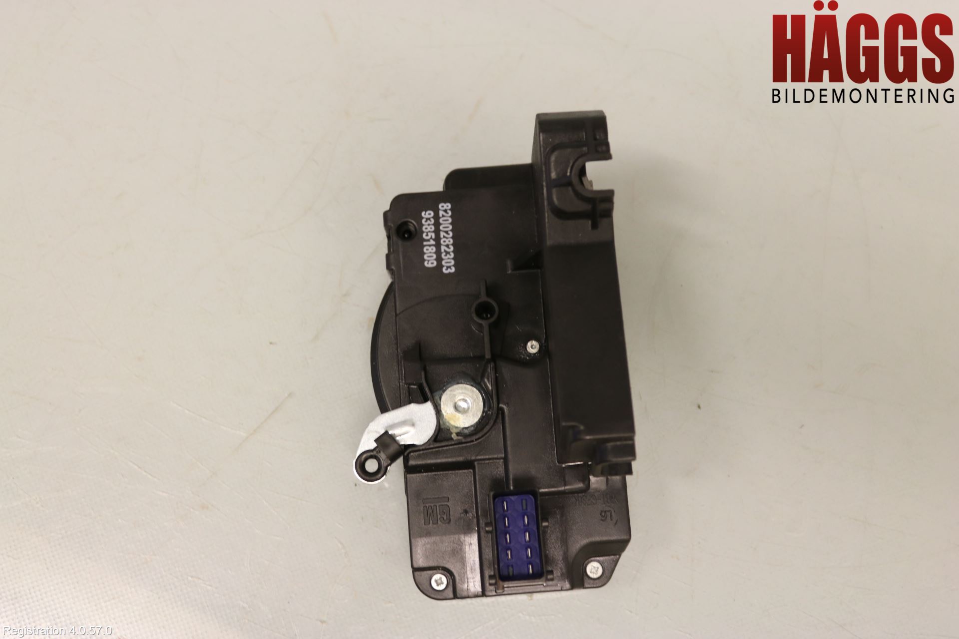 Opel VIVARO 01-14 Låskista-Dörrlås