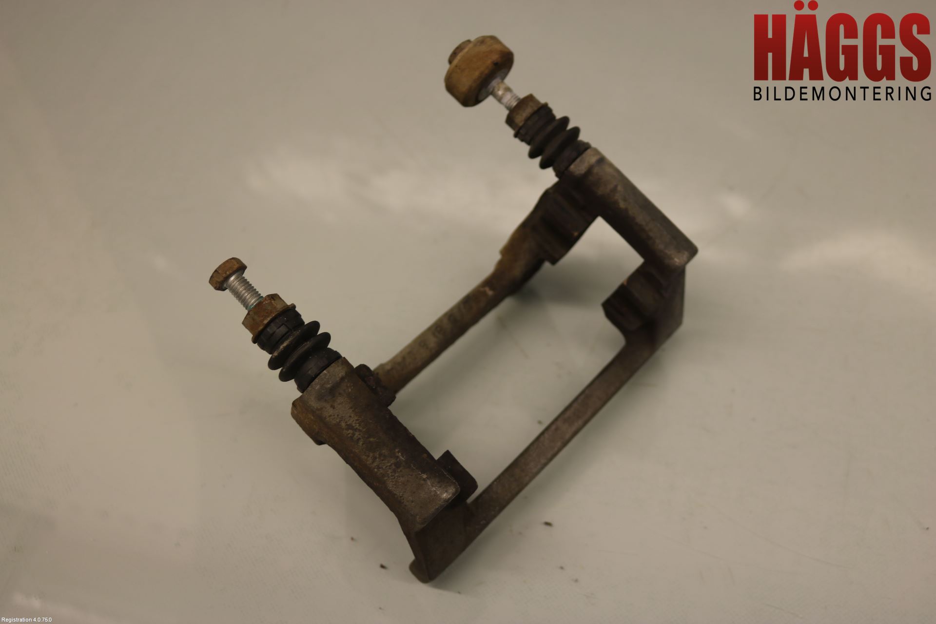 Audi A6 ALLROAD 12-18 Bromsokshållare