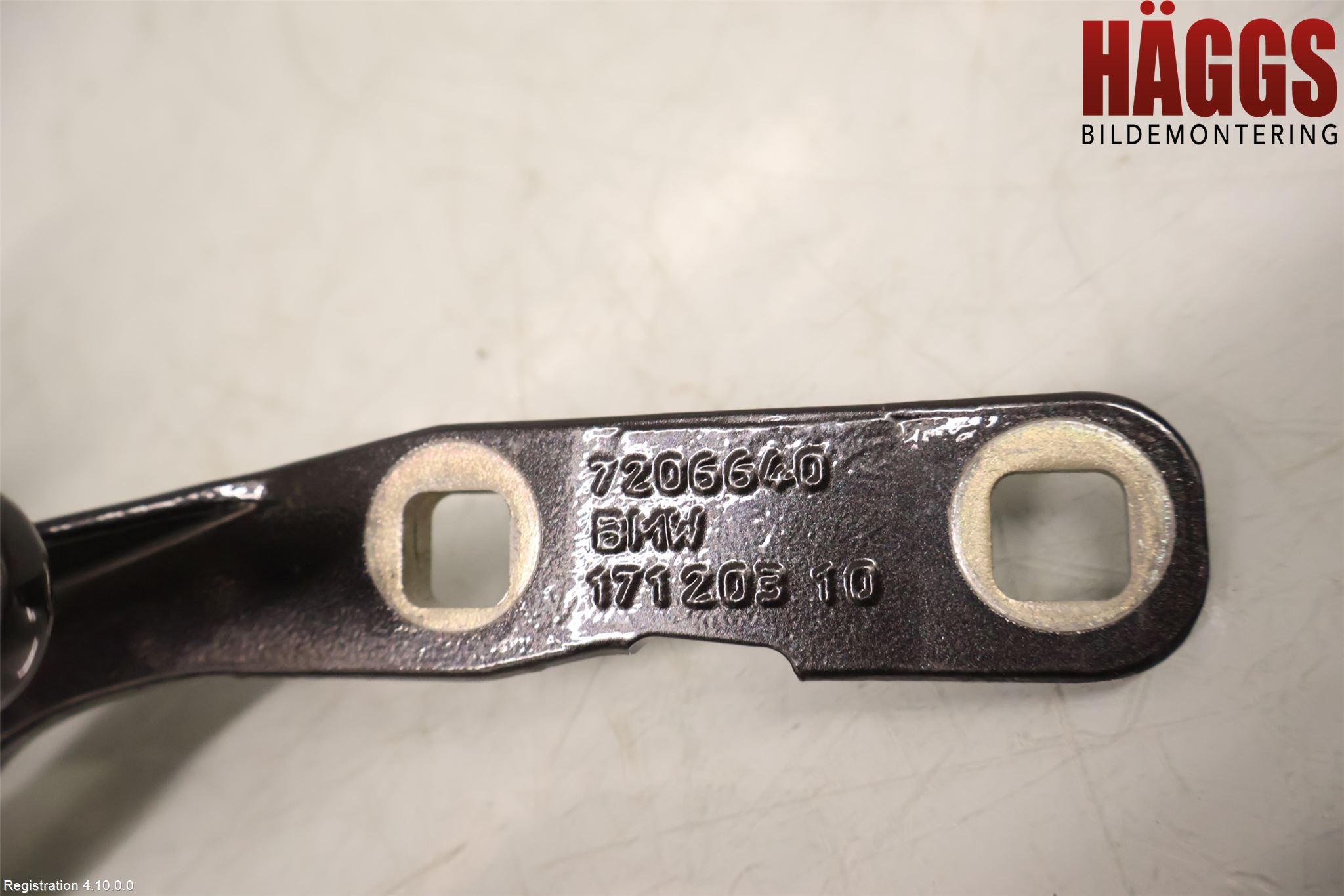 BMW 5 F10/F11/F18 09-17 Bakluckegångjärn Hö